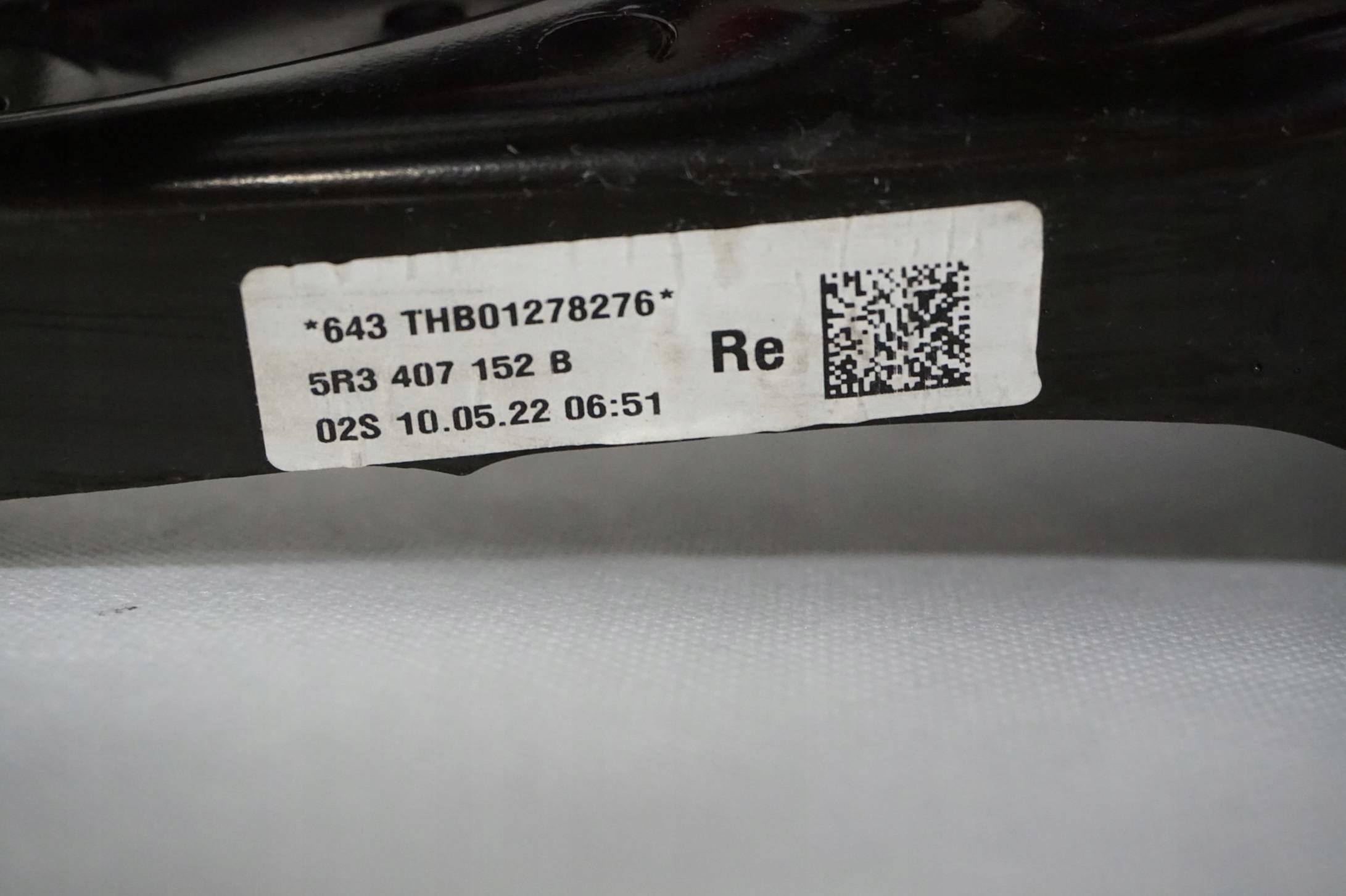 SANKI WÓZEK TRAWERS FORD CONNECT III CADDY 2K7 Numer katalogowy części 5WA199315F 5R3407151B 5R3407152B