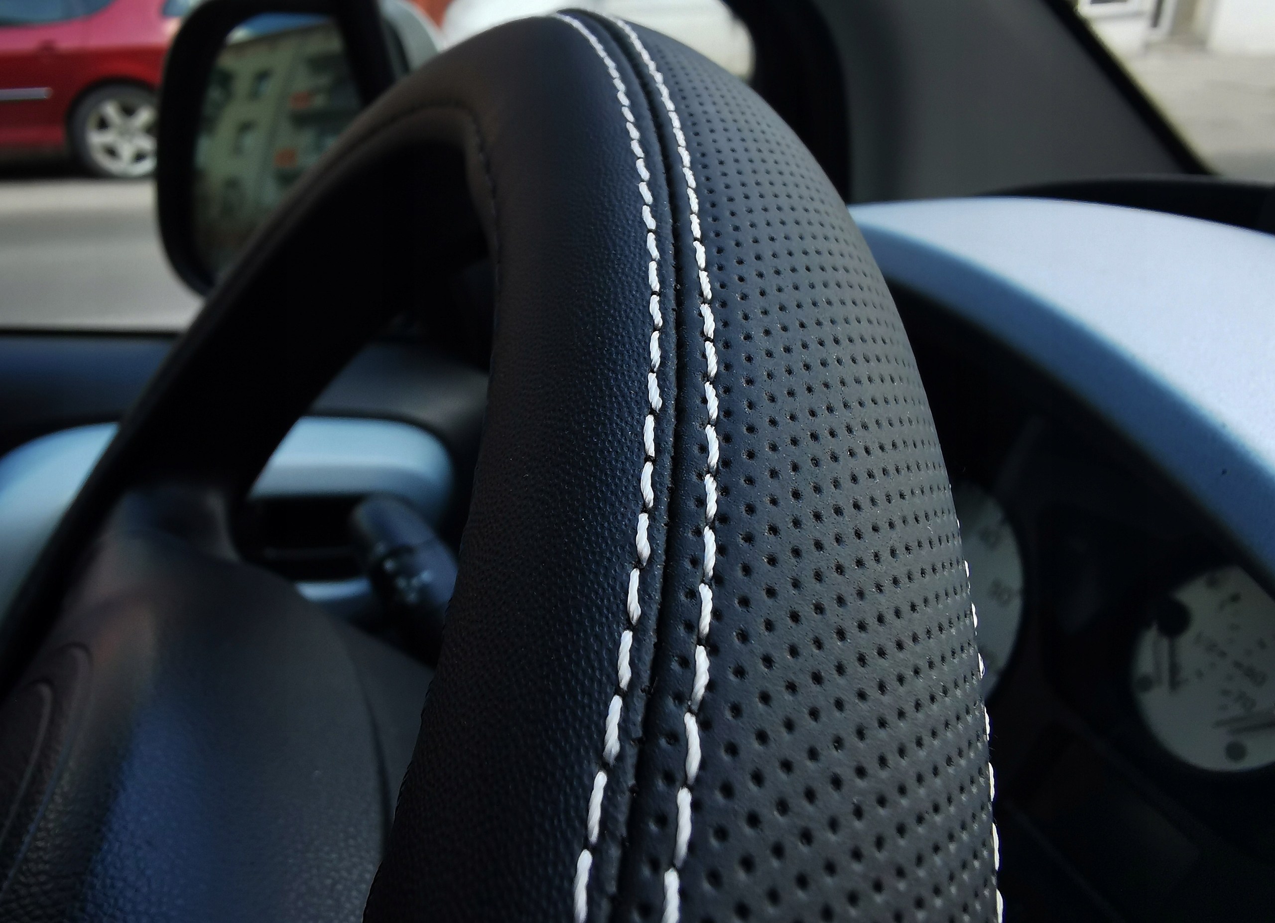 Opel Insignia A(08-17) B(17-) Vectra C(02-08) kierownice skóra perforowanaX Stan opakowania oryginalne