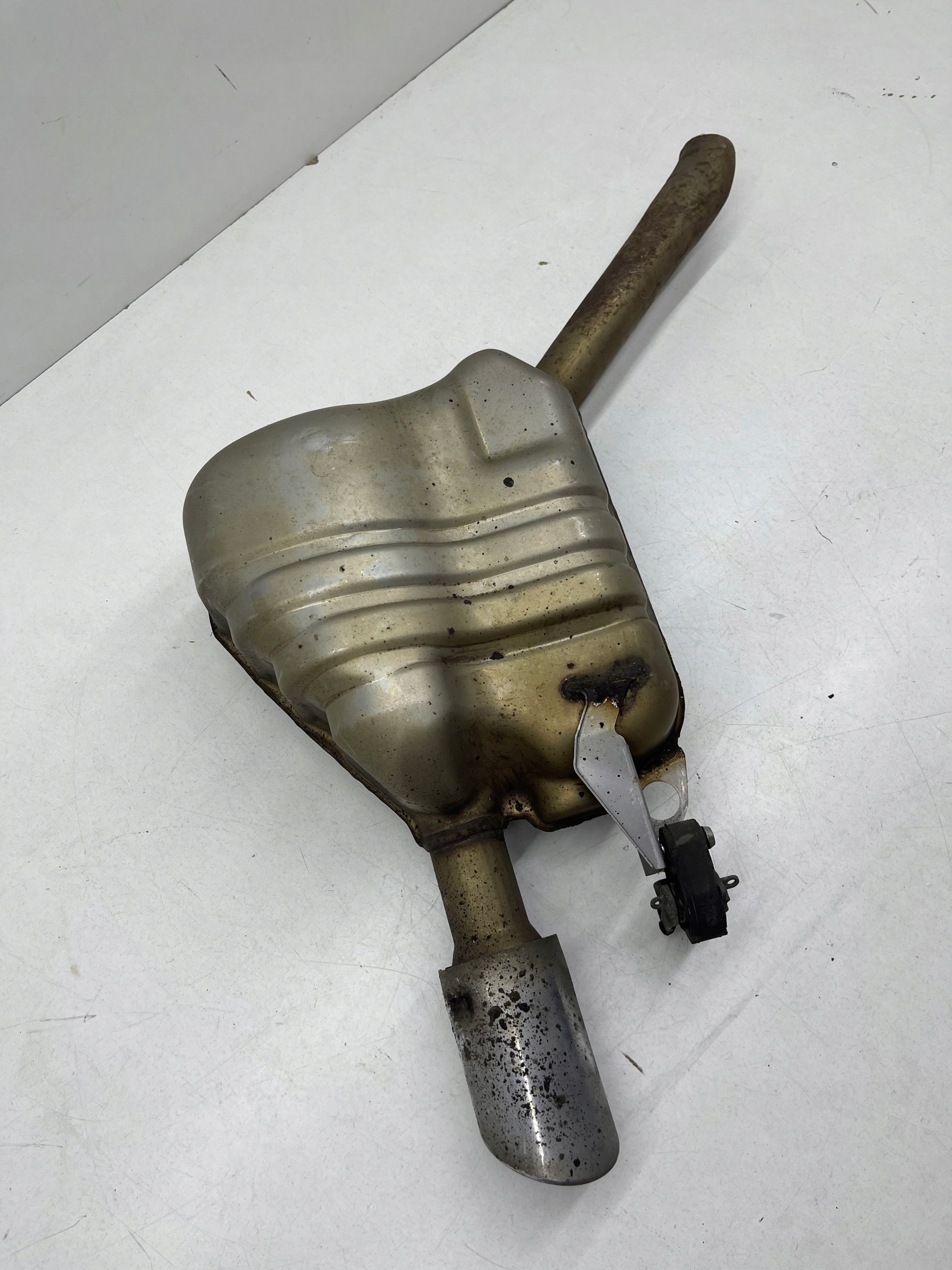 AUDI A6 A7 C7 3.0 TDI muffler, exhaust koncowy left