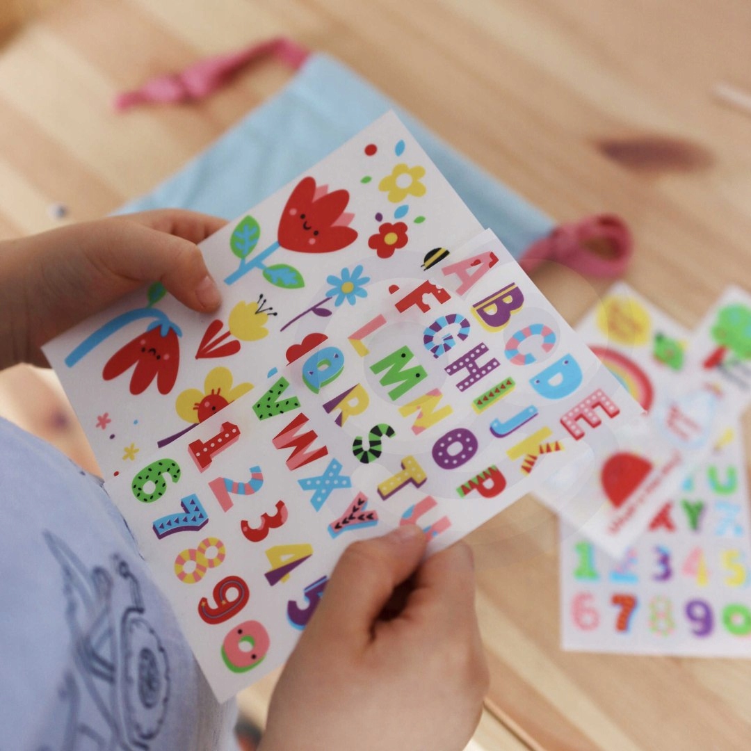 WOOPIE ART&FUN Zestaw Kreatywny Magiczna Torebka + Naklejki do Dekoracj Wiek dziecka 0 +