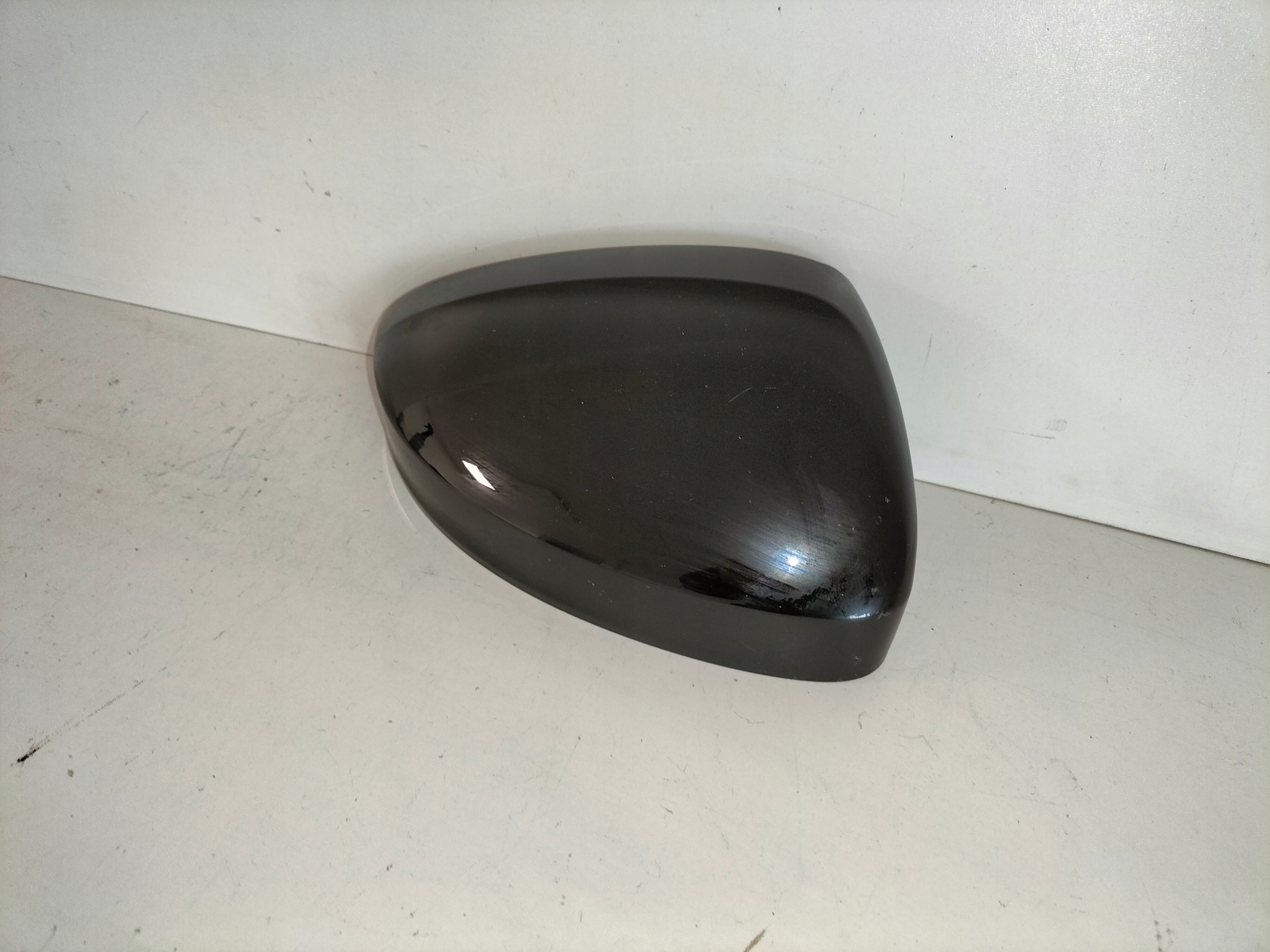 cover cap mirrors right VW TIGUAN II 16