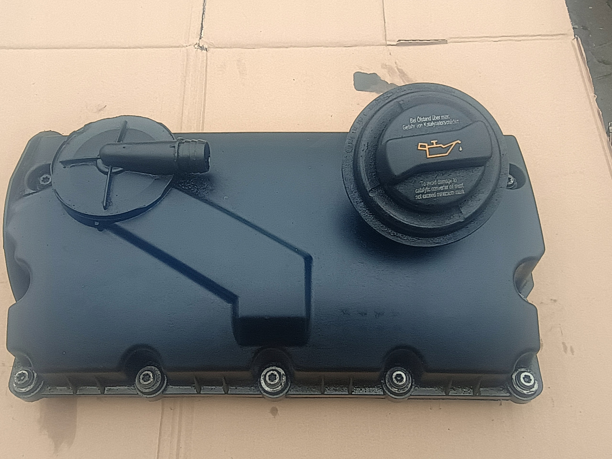 Abdeckung der Ventile 038103469AD VW SKODA SEAT 1.9 TDI