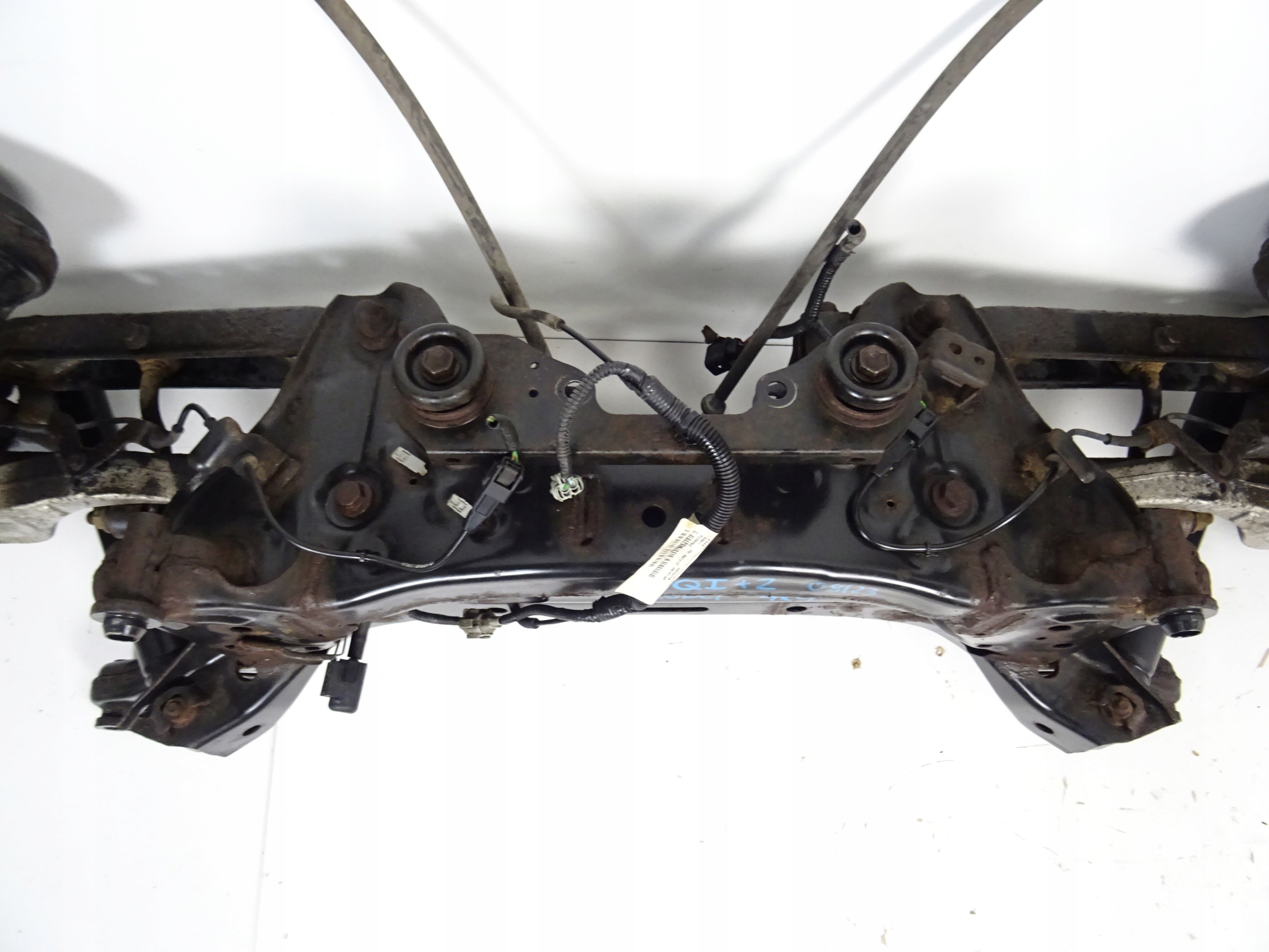 QASHQAI I J10 +2 1.6 DCI BELKA ZAWIESZENIA TYŁ 4WD Producent części Nissan OE