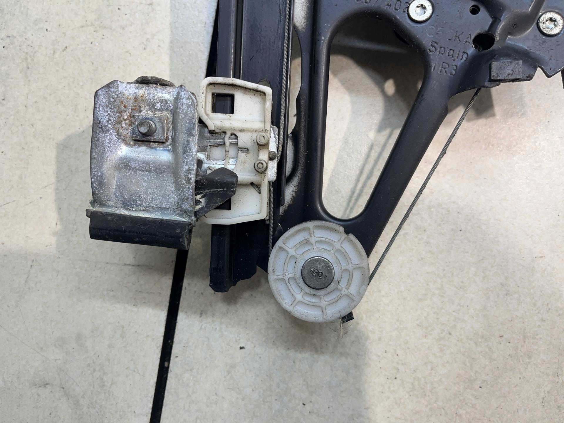 window regulator right front GALAXY 1.9 TDI FL TR37M3959802