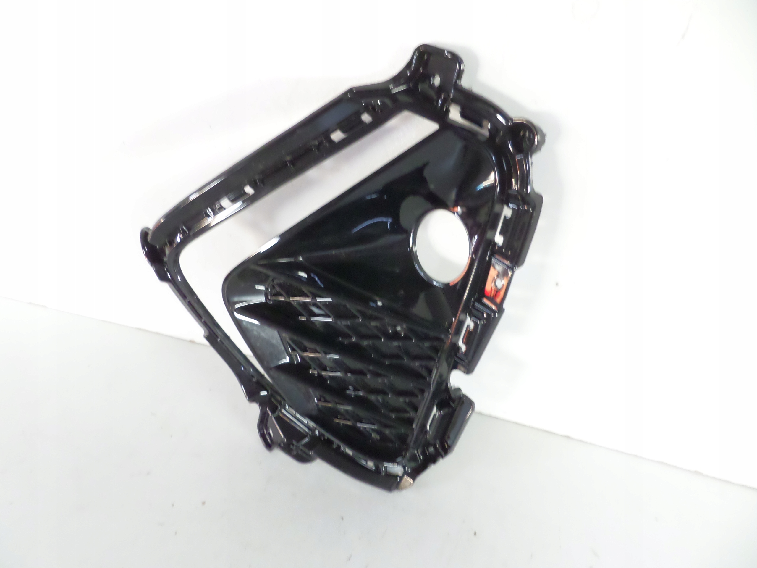 grille grid right HYUNDAI TUCSON III LIFT 18- N