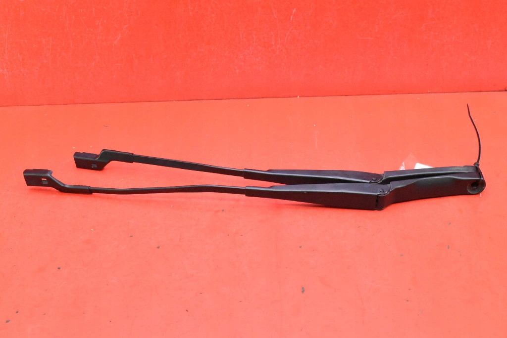 wiper arm front EU 13250422 OPEL MERIVA B 10-14