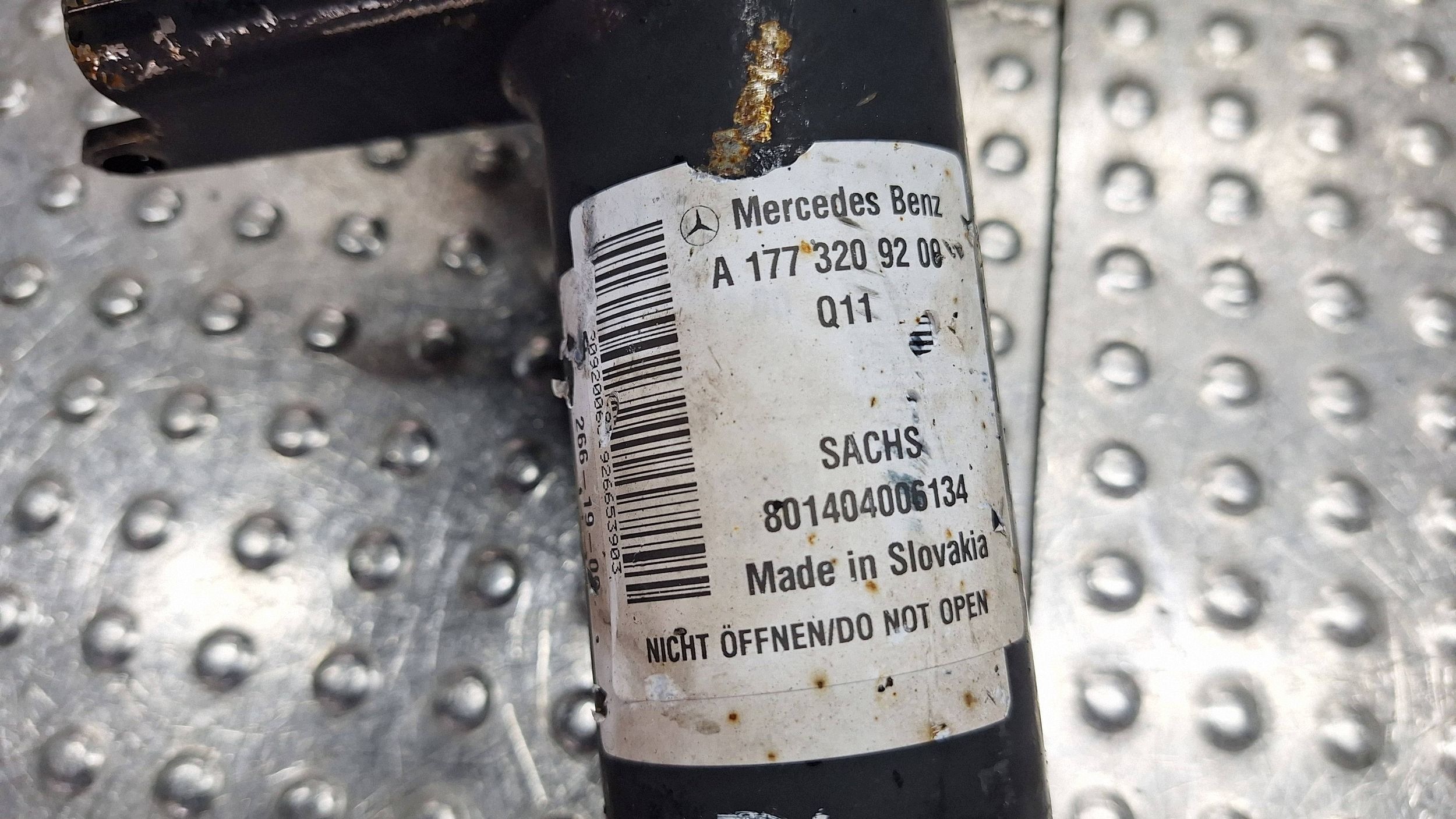 shock absorber right front A1773209200 MERCEDES A-KLASA W177 1.5 CDI