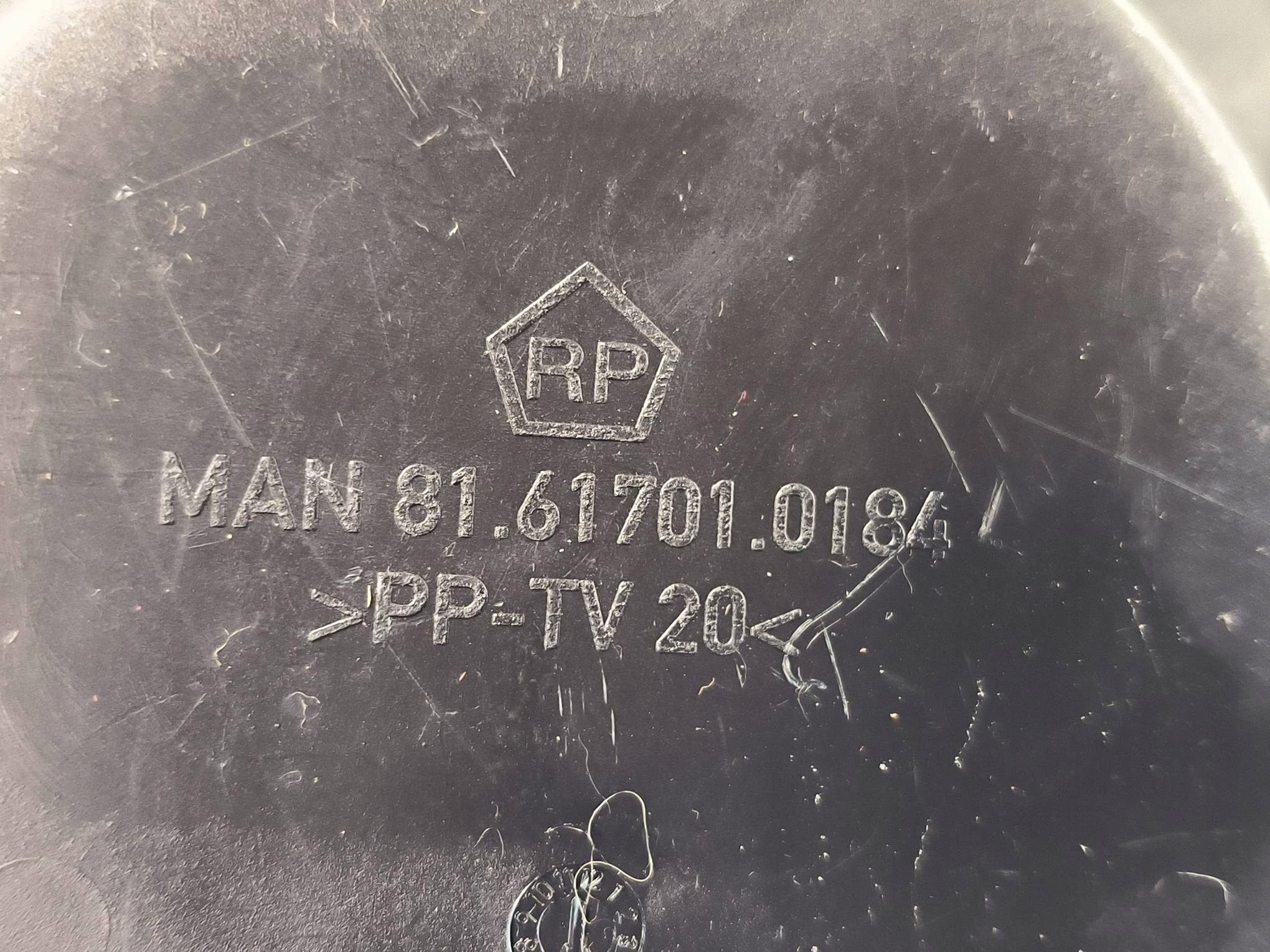 button 81.61701.0184 MAN TGA 26.413