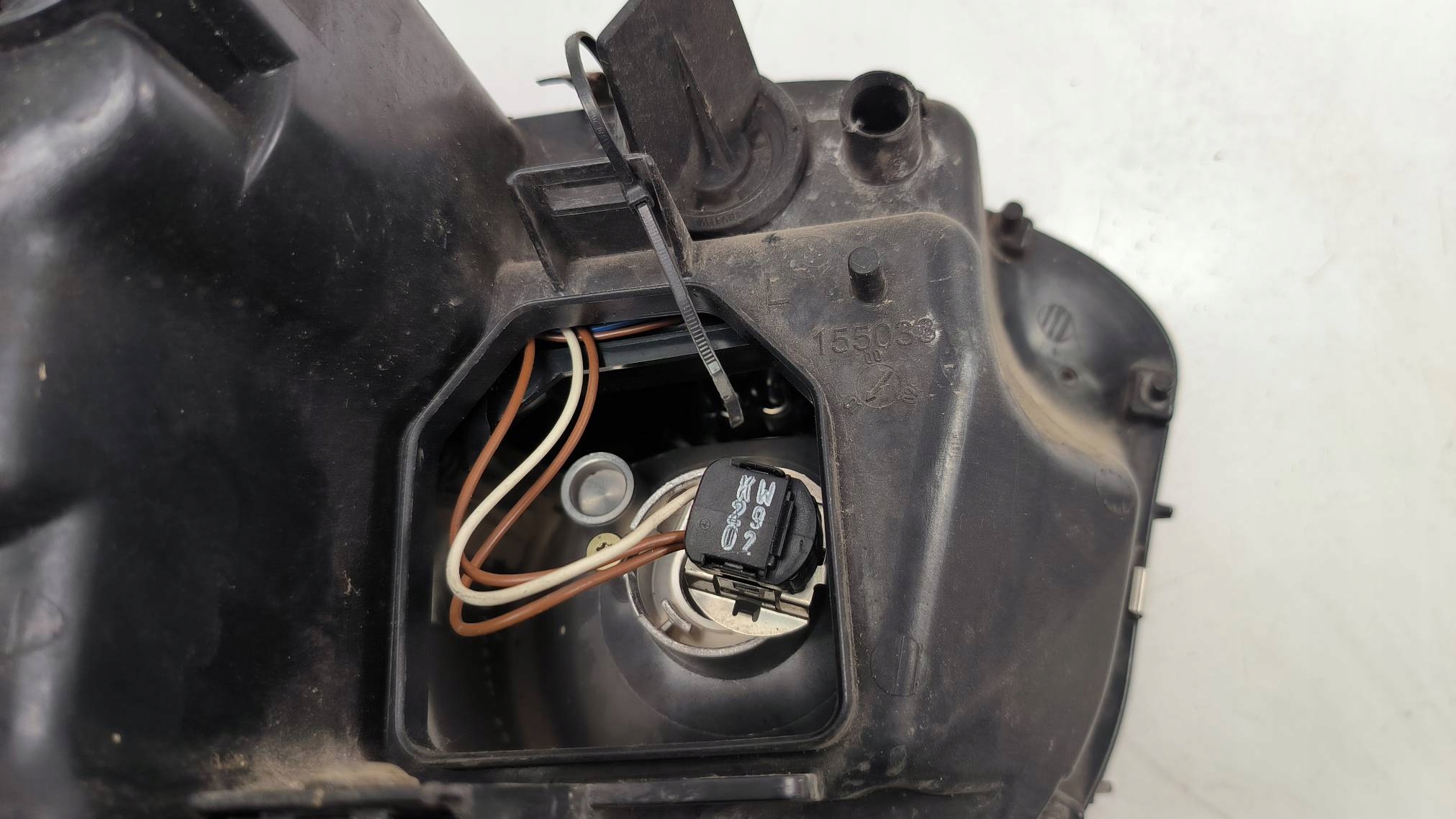 světlo levá předek EU BMW E65 735I