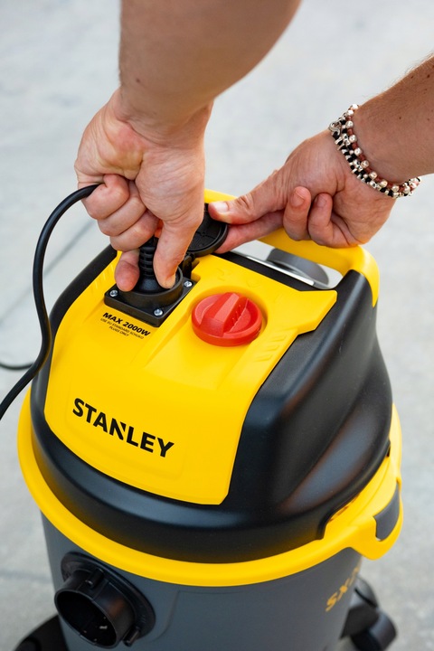 ODKURZACZ PRZEMYSŁOWY BEZWORKOWY STANLEY GRUZU WODY GNIAZDO DMUCHAWA 3200W Zasilanie sieciowe