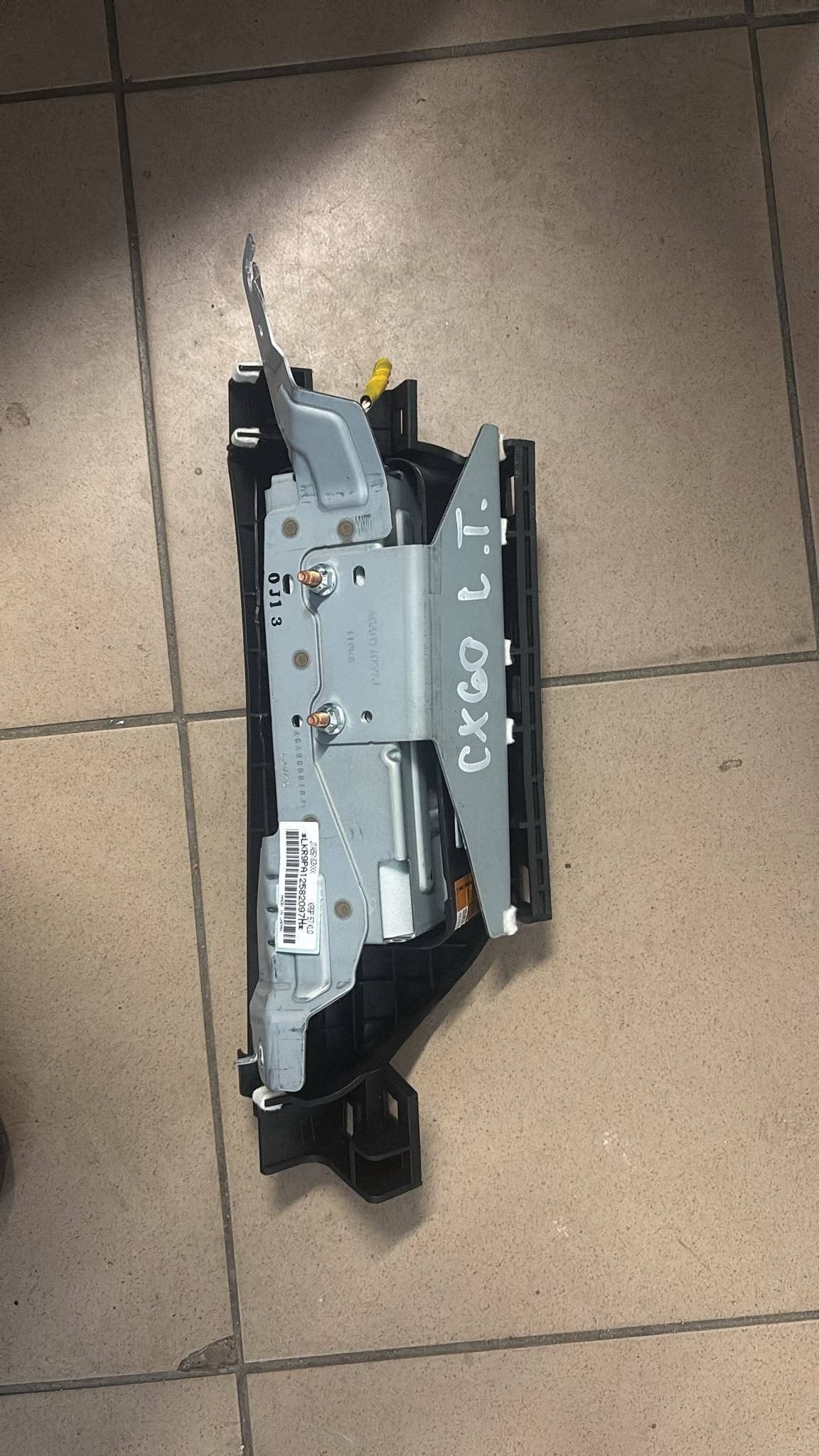 airbag luft seitlich sitz Mazda CX-60 CX60 KR9P57KL0