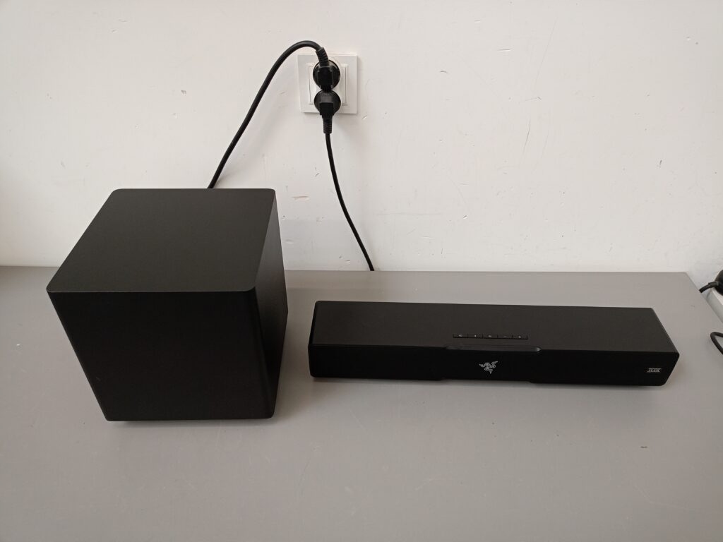 Soundbar Razer Leviathan V2 7.1 Chroma Subwoofer Model Leviathan V2