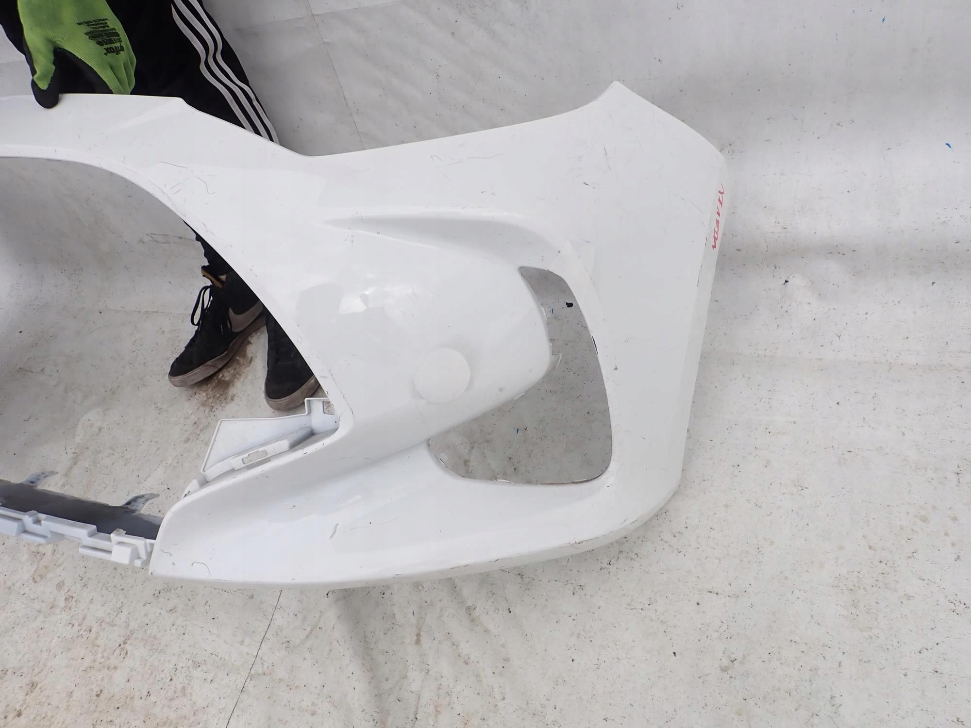 TOYOTA YARIS IV 4 20-> bumper front front