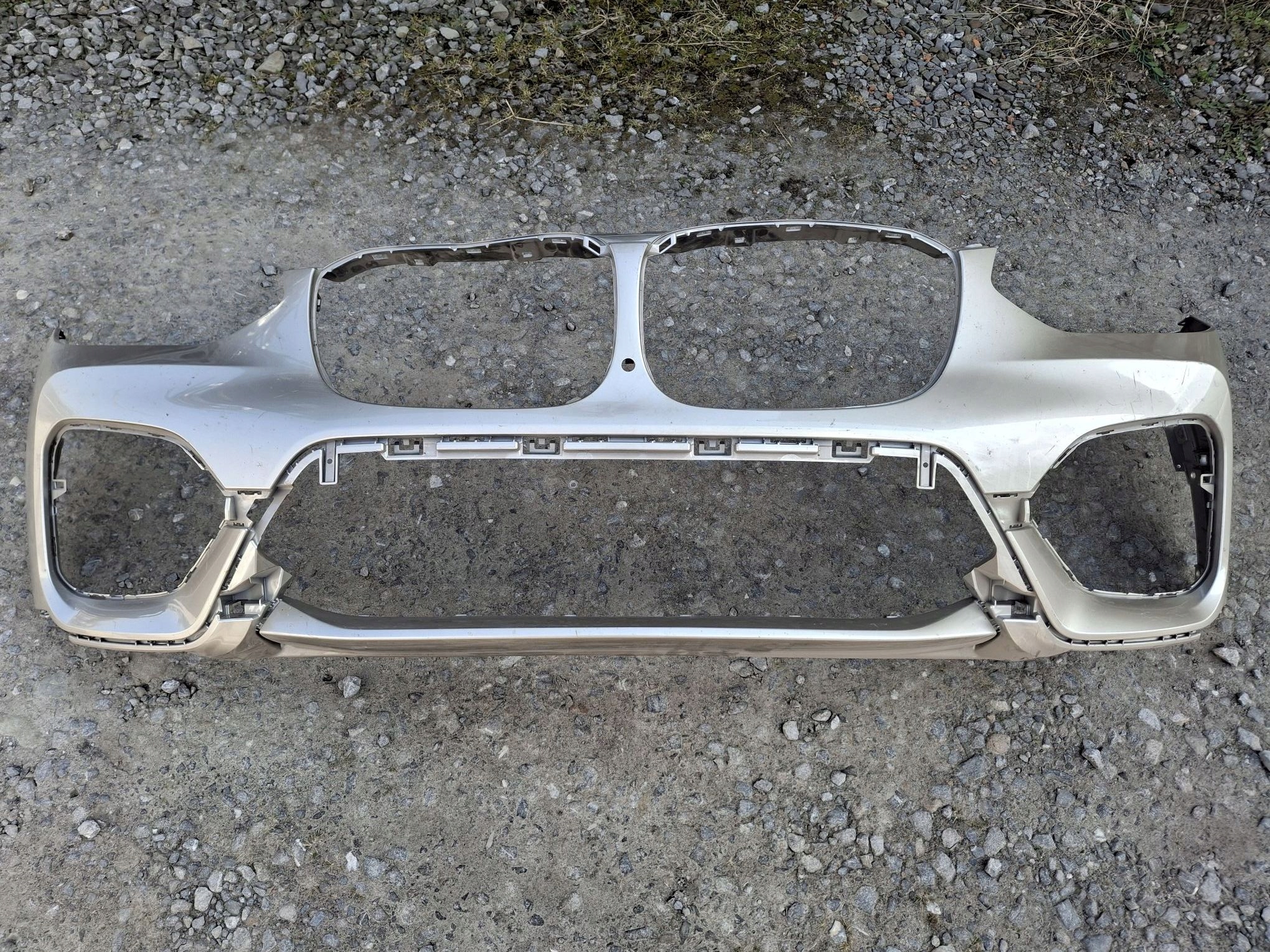 Frontstoßstange BMW X3 G01 ZWYKLY 2017R->2022R
