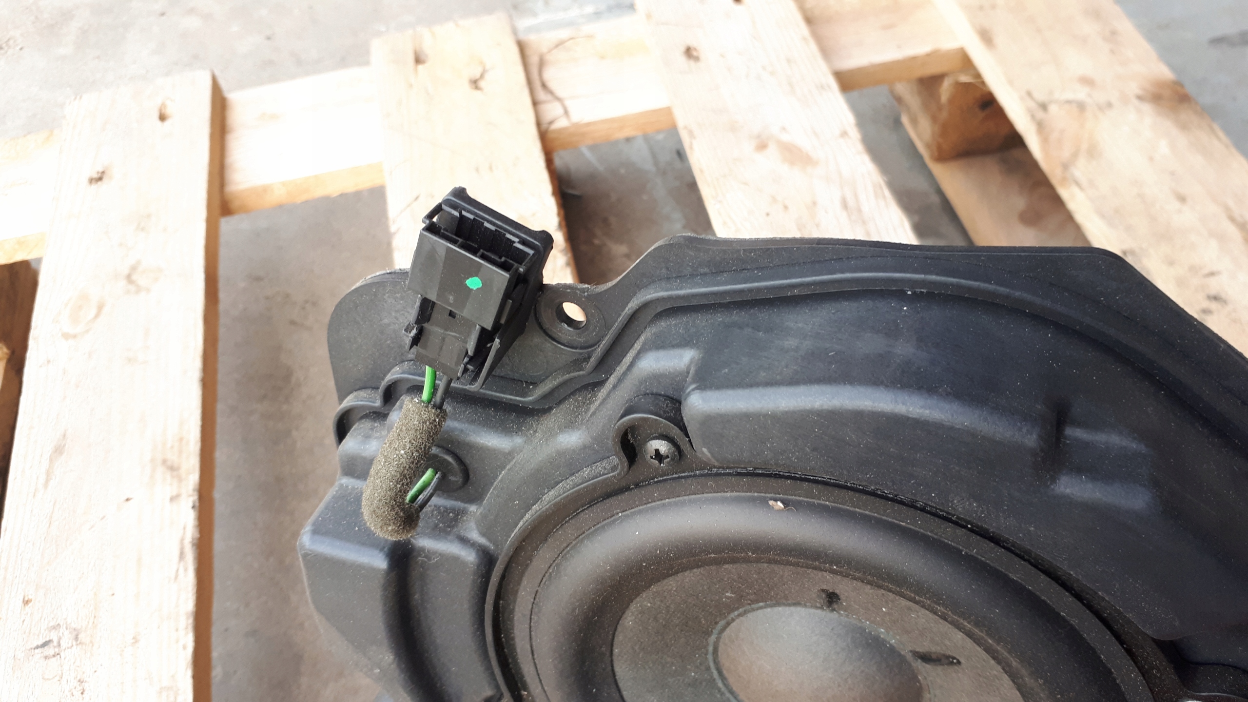 A7 4G speaker right door front bang OLUFSEN