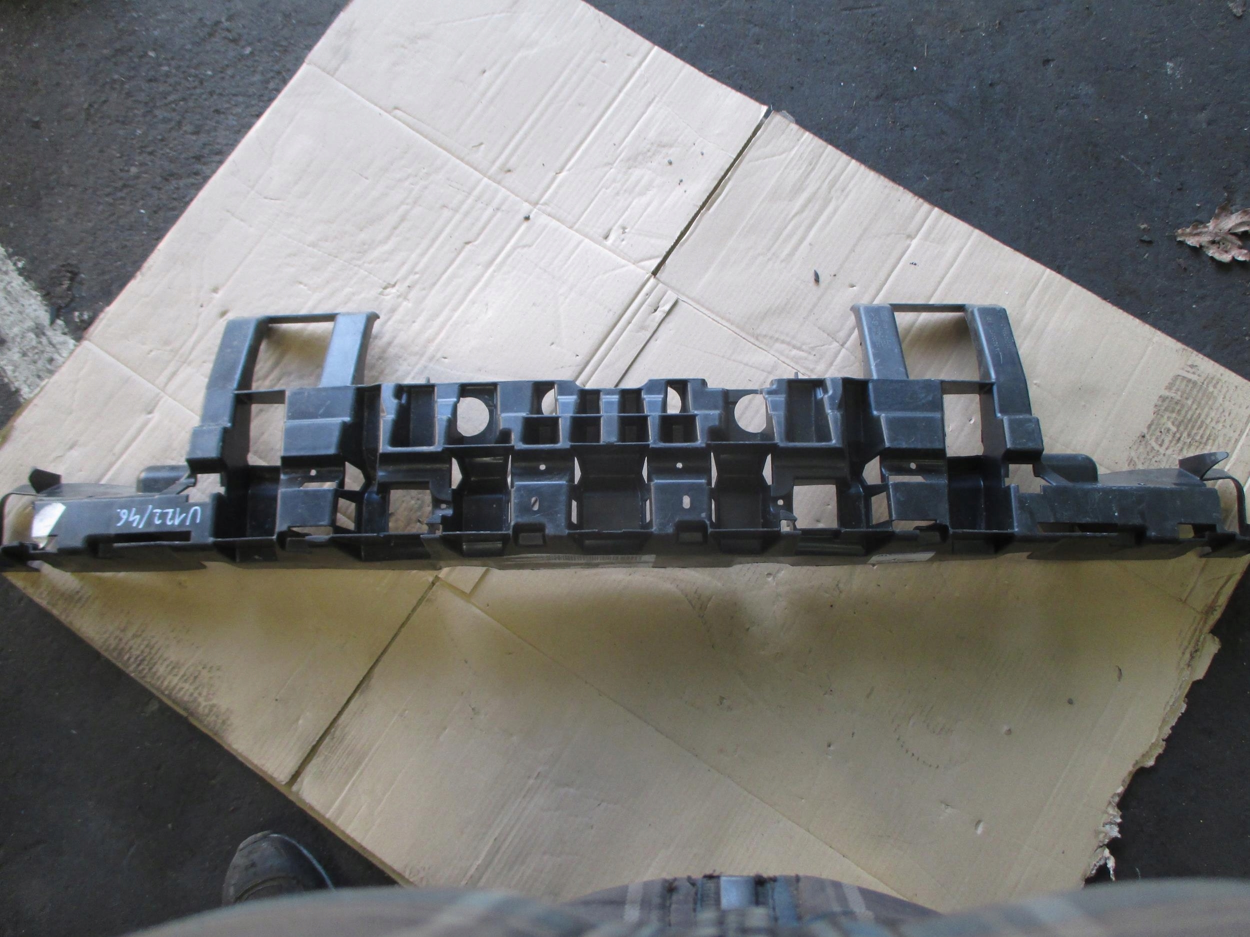 JEEP GRAND CHEROKEE WK 04-10 BELKA ZDERZAKA TYŁ