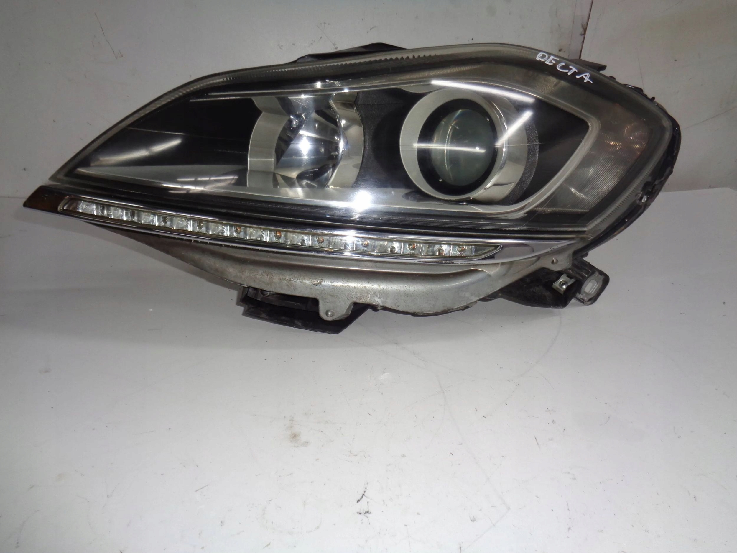 LANCIA DELTA III 09r> light lens LED left front 51824830 EUROPA