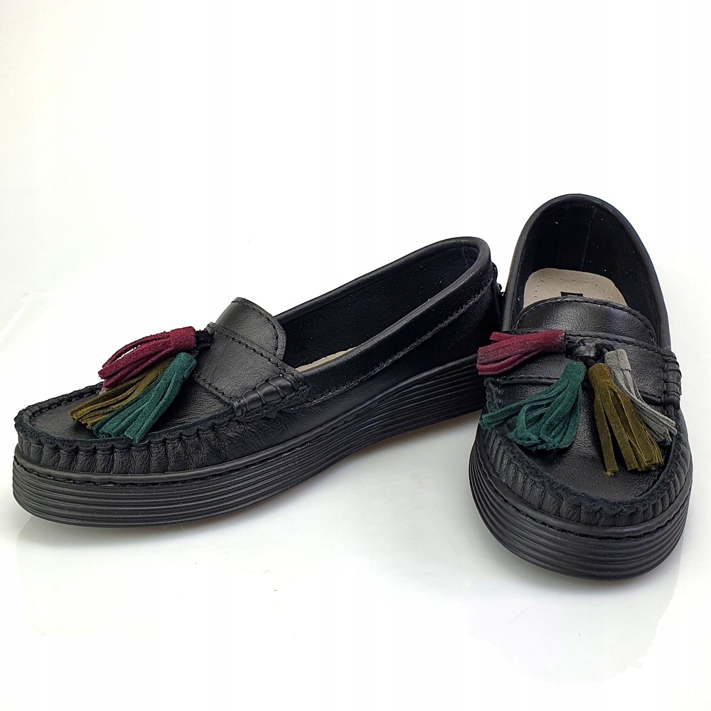 NESSI 18309 mokasyny czarne frędzle rozm. 40 Model 18309 czarny 411