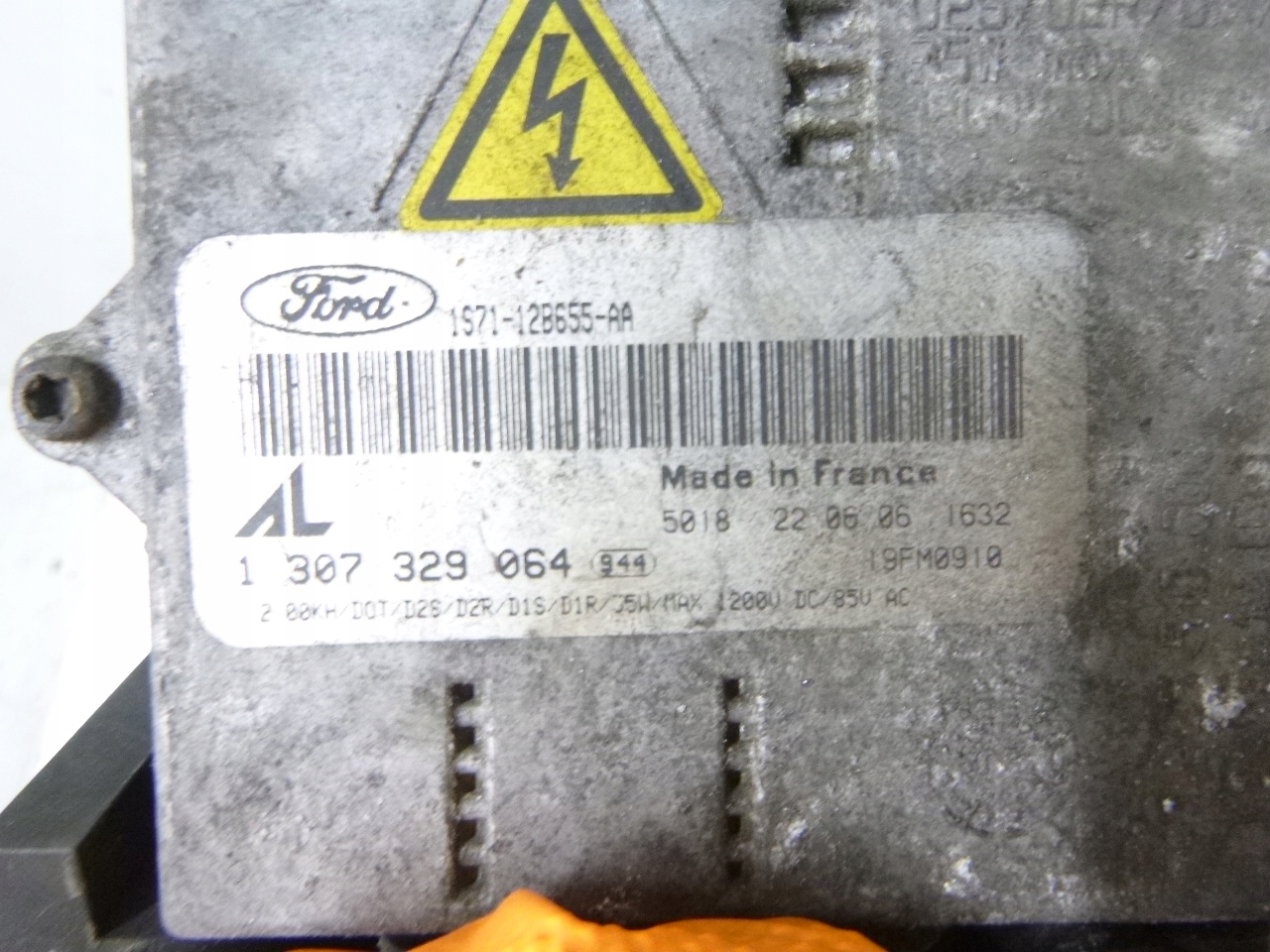 light front left Ford Mondeo III XENON 06r. complete !!