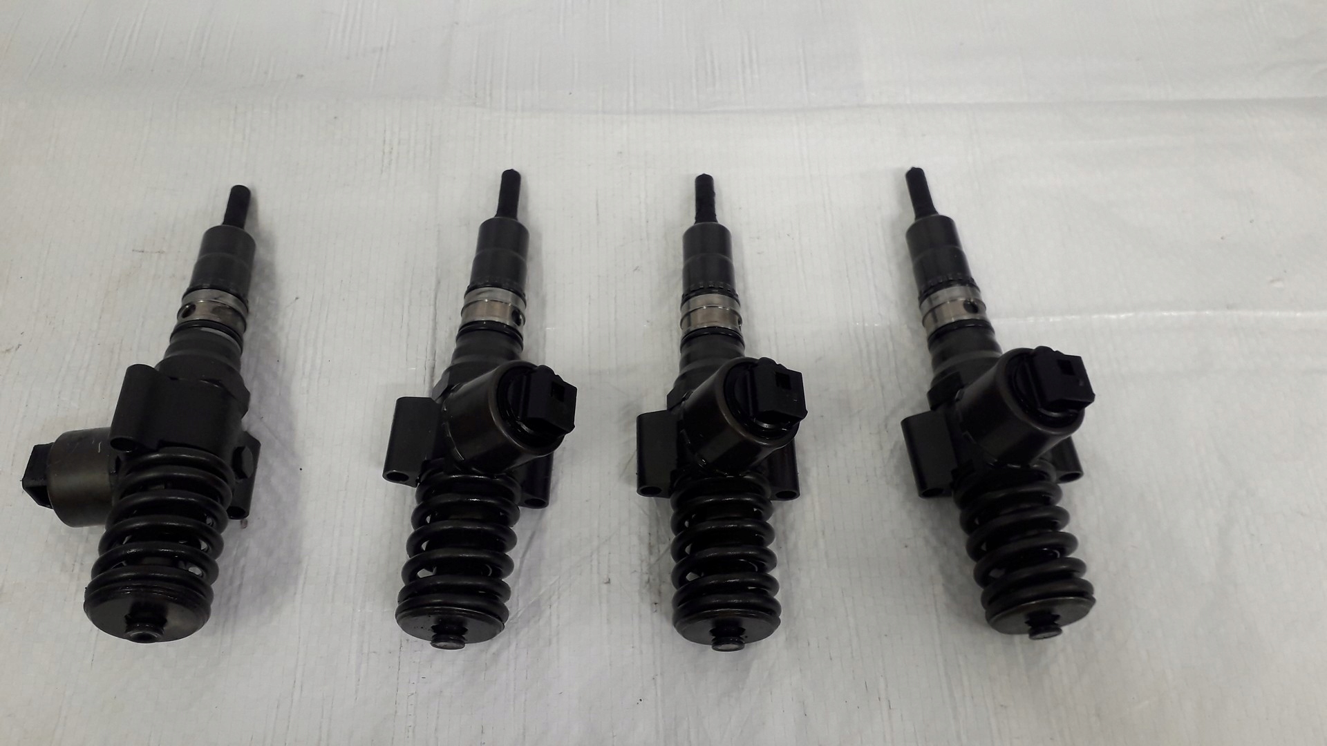 POMPOWTRYSKIWACZE 03G130073G+ 2.0 TDI 136/140KM AUDI VW SEAT SKODA KOMPLET