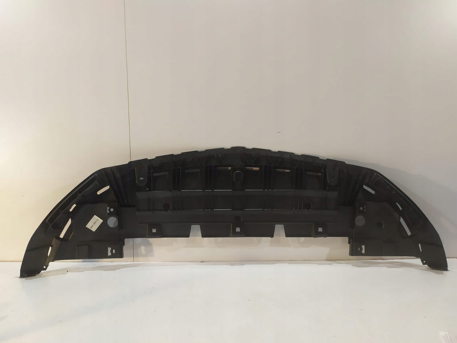 MERCEDES A W177 AMG Płyta pod zderzak - 15573 Strona zabudowy przód