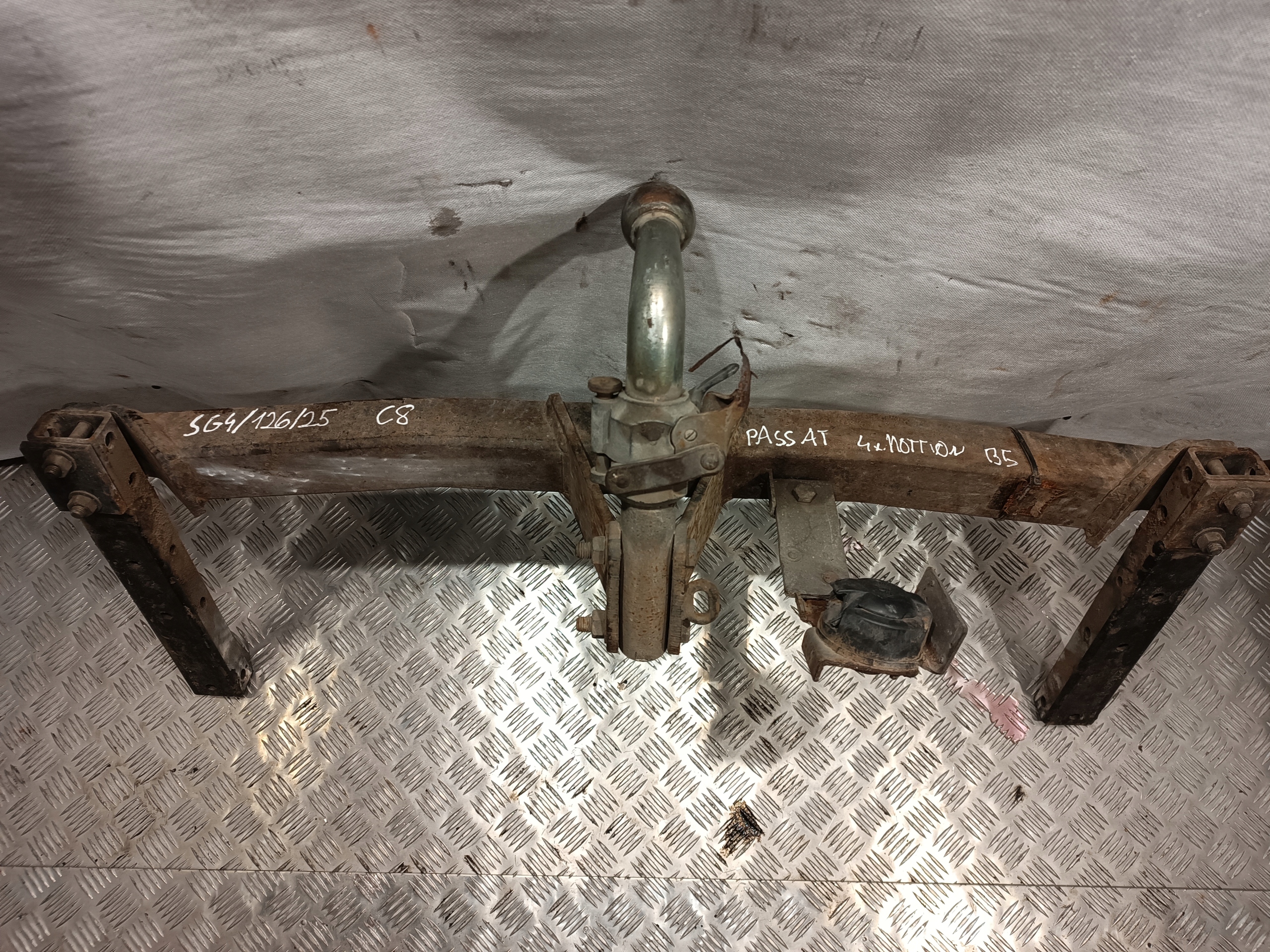 tow VW PASSAT B5 1999r