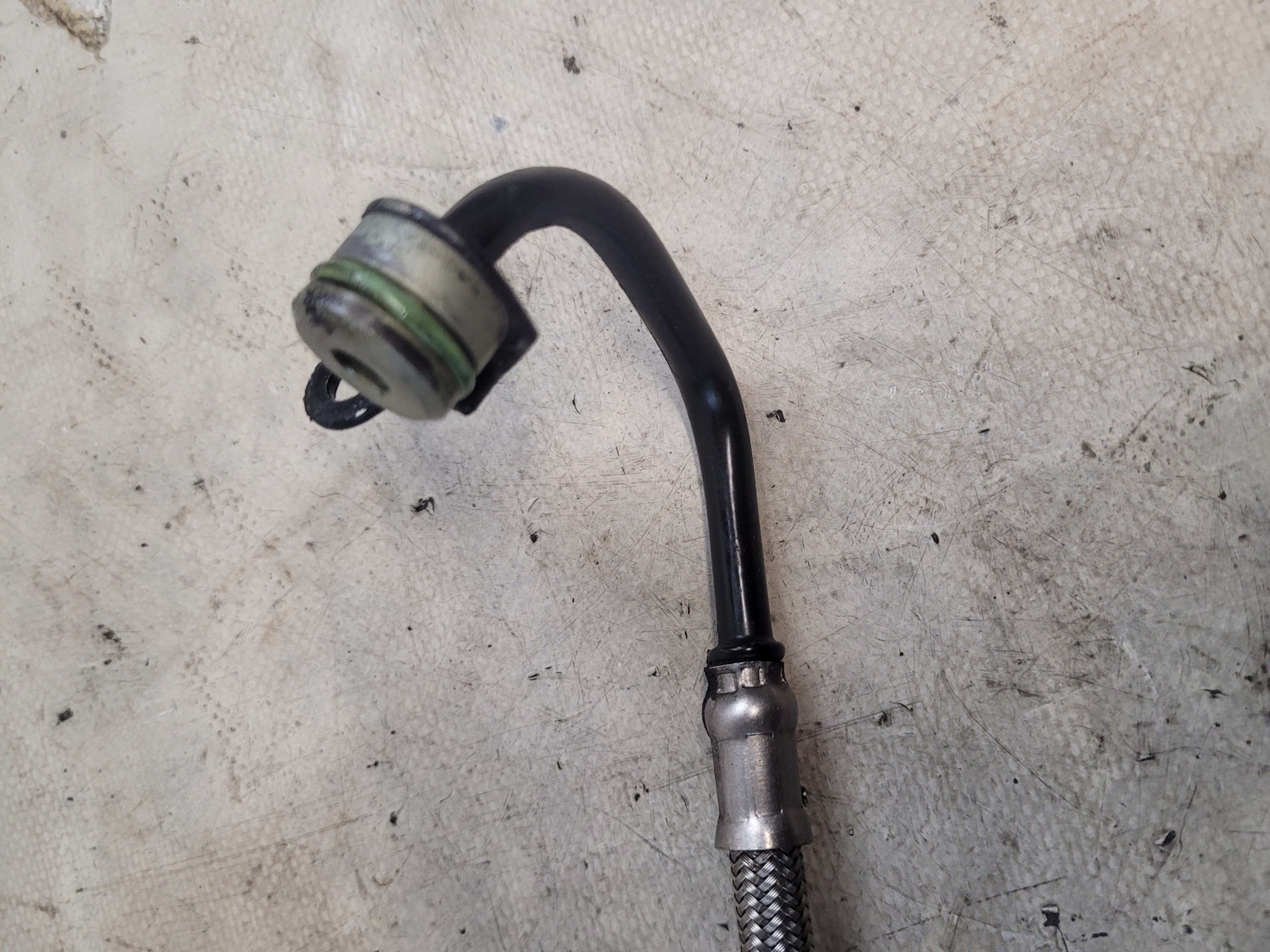 oil line sensor OE 059145771K VOLKSWAGEN PASSAT B5 FL 2.5TDI