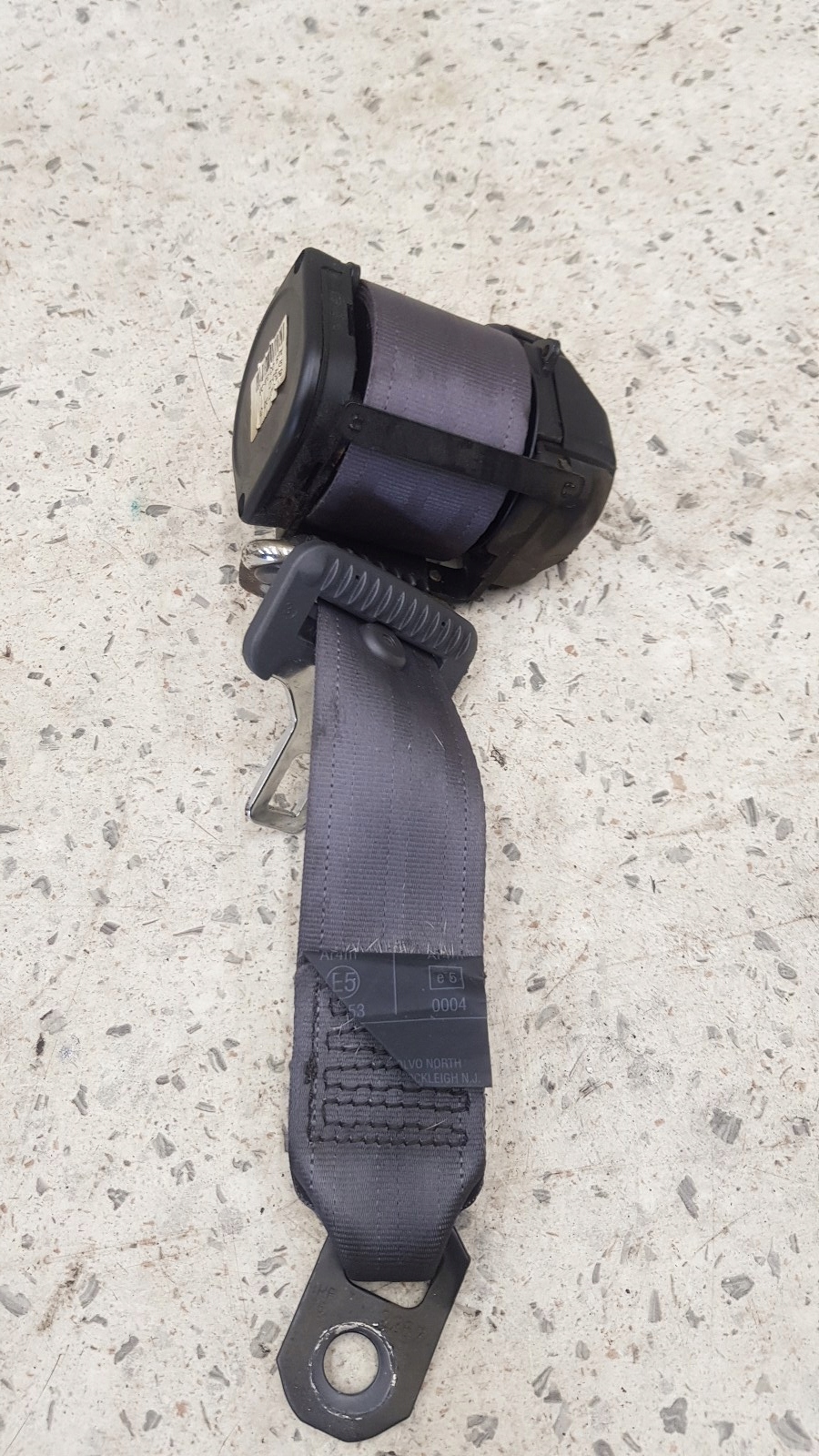 ремень безопасности volvo C70 8600564