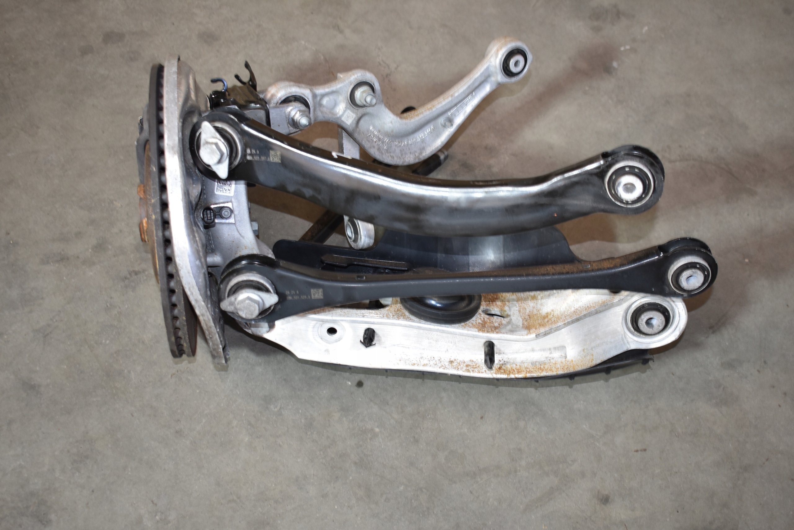 IDEALNE sususpension rear part rear. left AUDI Q5 80A. 24R. 1