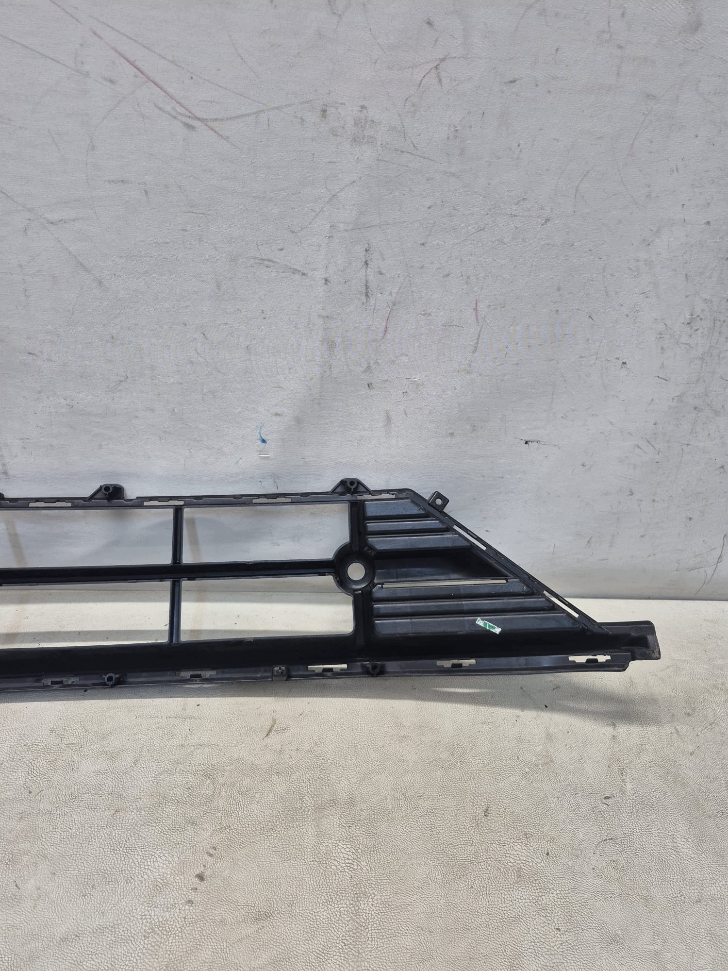 POLESTAR 3 III 24- grid central of a bumper front 32227666