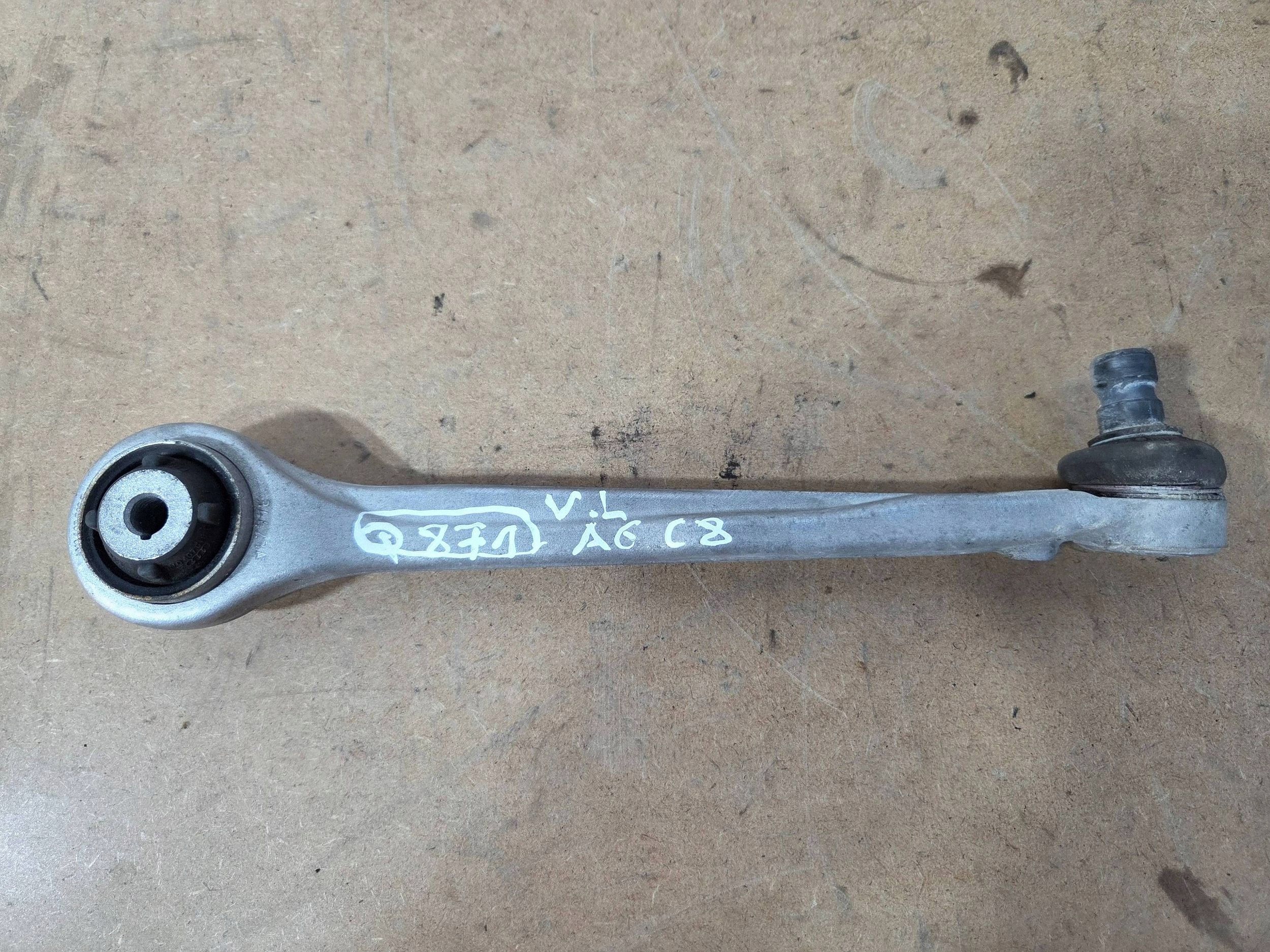 Audi A6 S6 C8 4K arm upper front left 4M0407505F (Q871)