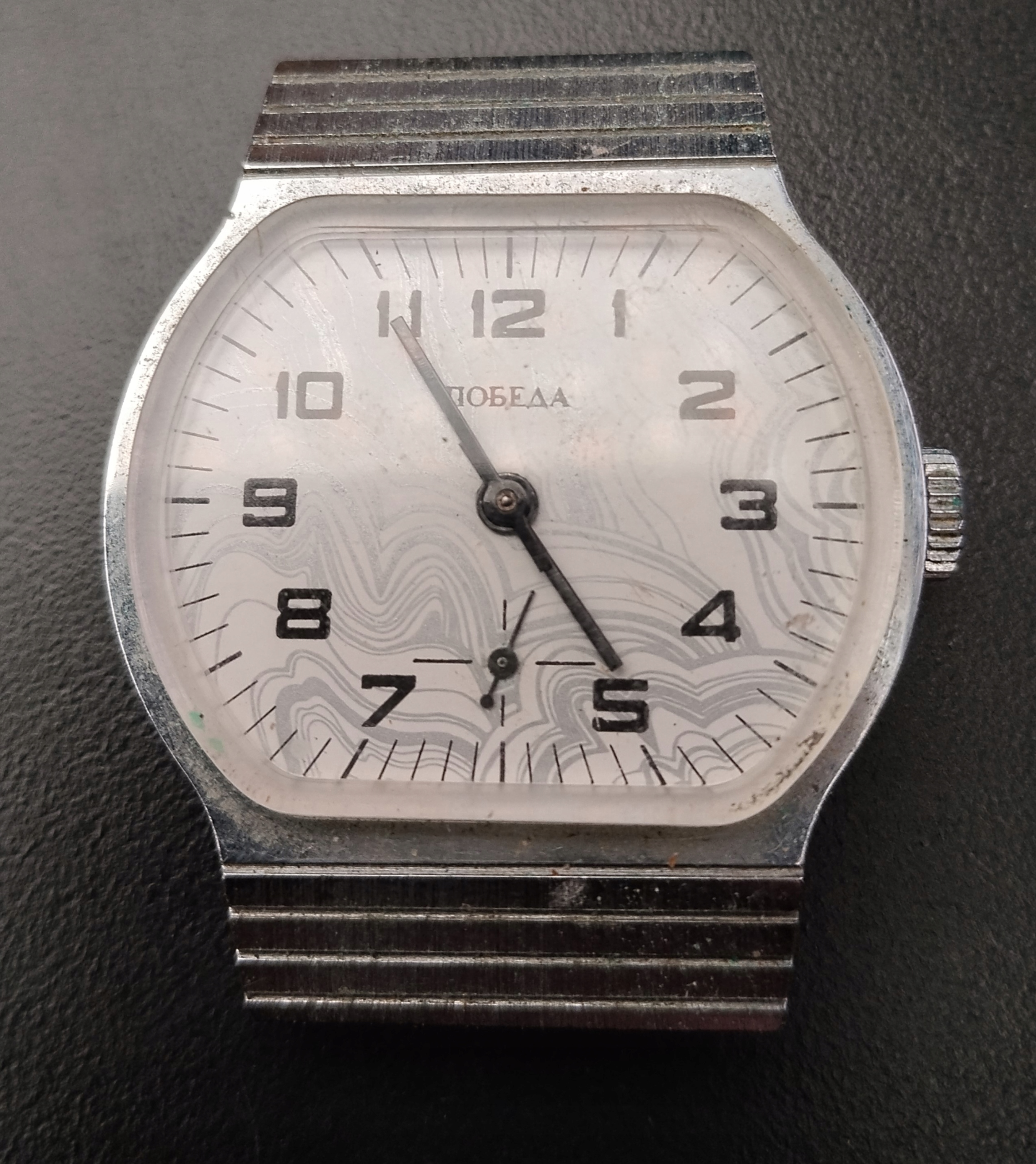 ANK STARY ZEGAREK PABIEDA POBIEDA