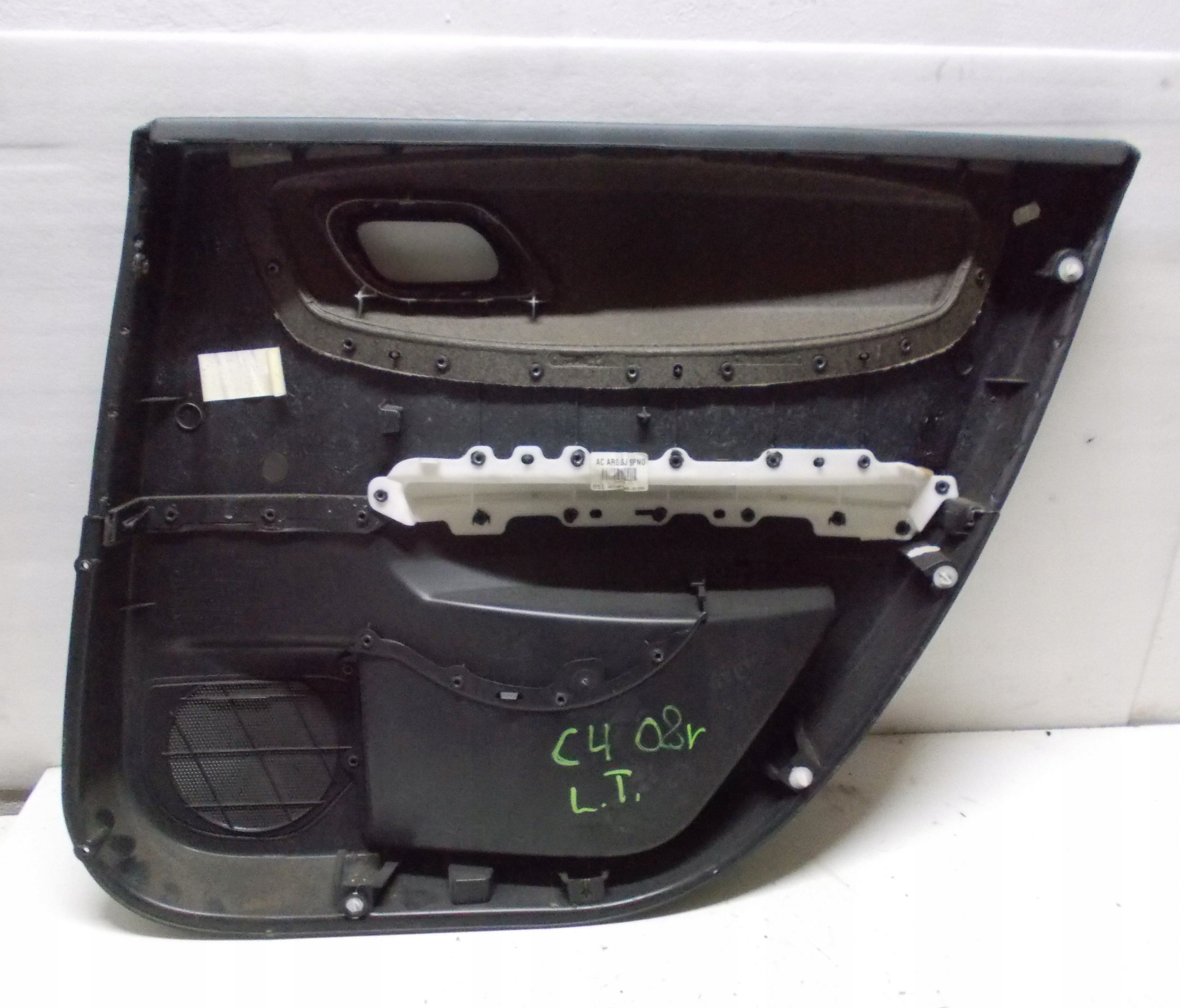 CITROEN C4 1.6 B 08R side upholstery left rear part 5D