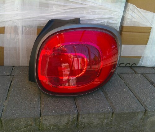 FIAT 500L PRAWA TYLNA LAMPA LED SATYNA ORYGINAŁ