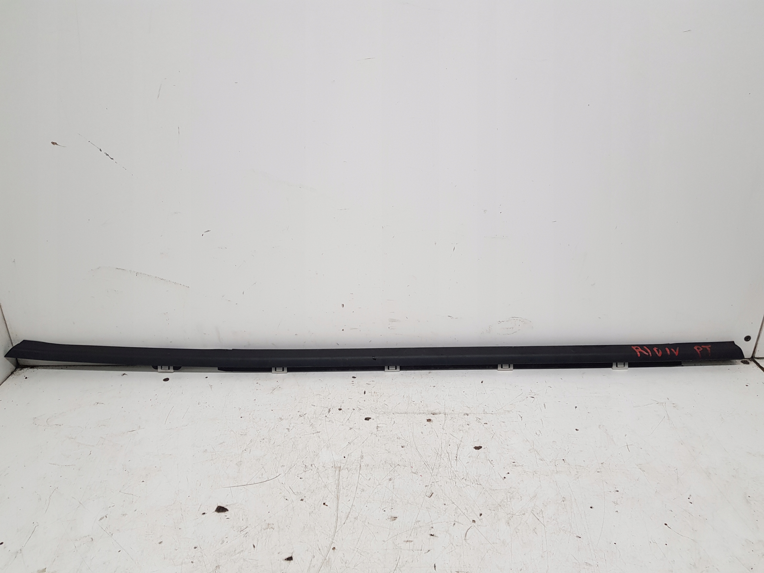 KIA RIO IV V moulding dust right front 2017