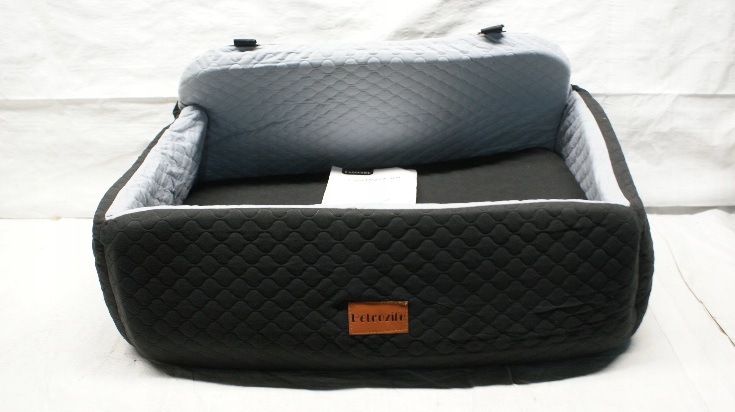 Levně Autosedačka Petcozife pro psa do 25 kg – s pásy a polštářem