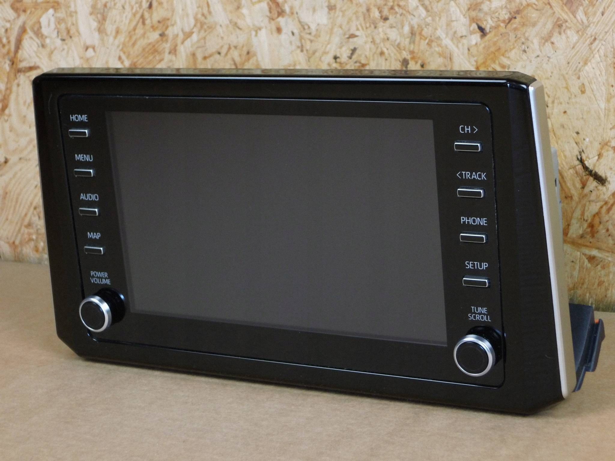 Toyota Corolla E21 radio 86140-02D10 8614002D10