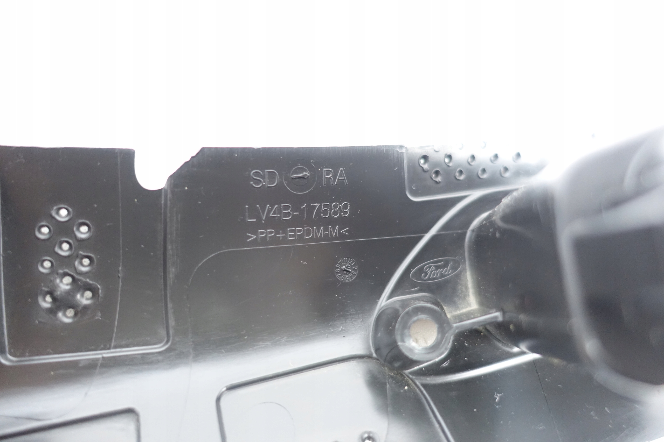 Halter der Spritzdüse rechts FORD KUGA III 19