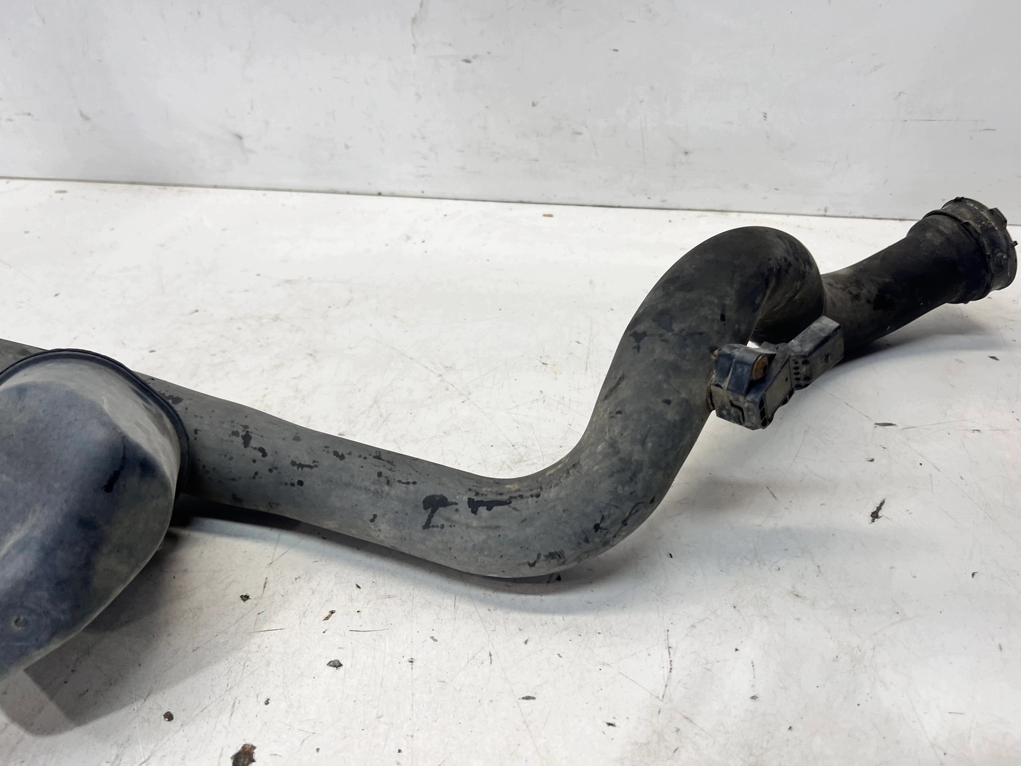 cijev prijenos interkulera AUDI A4 B8 A5 8T Q5 8R 8K0145673AC