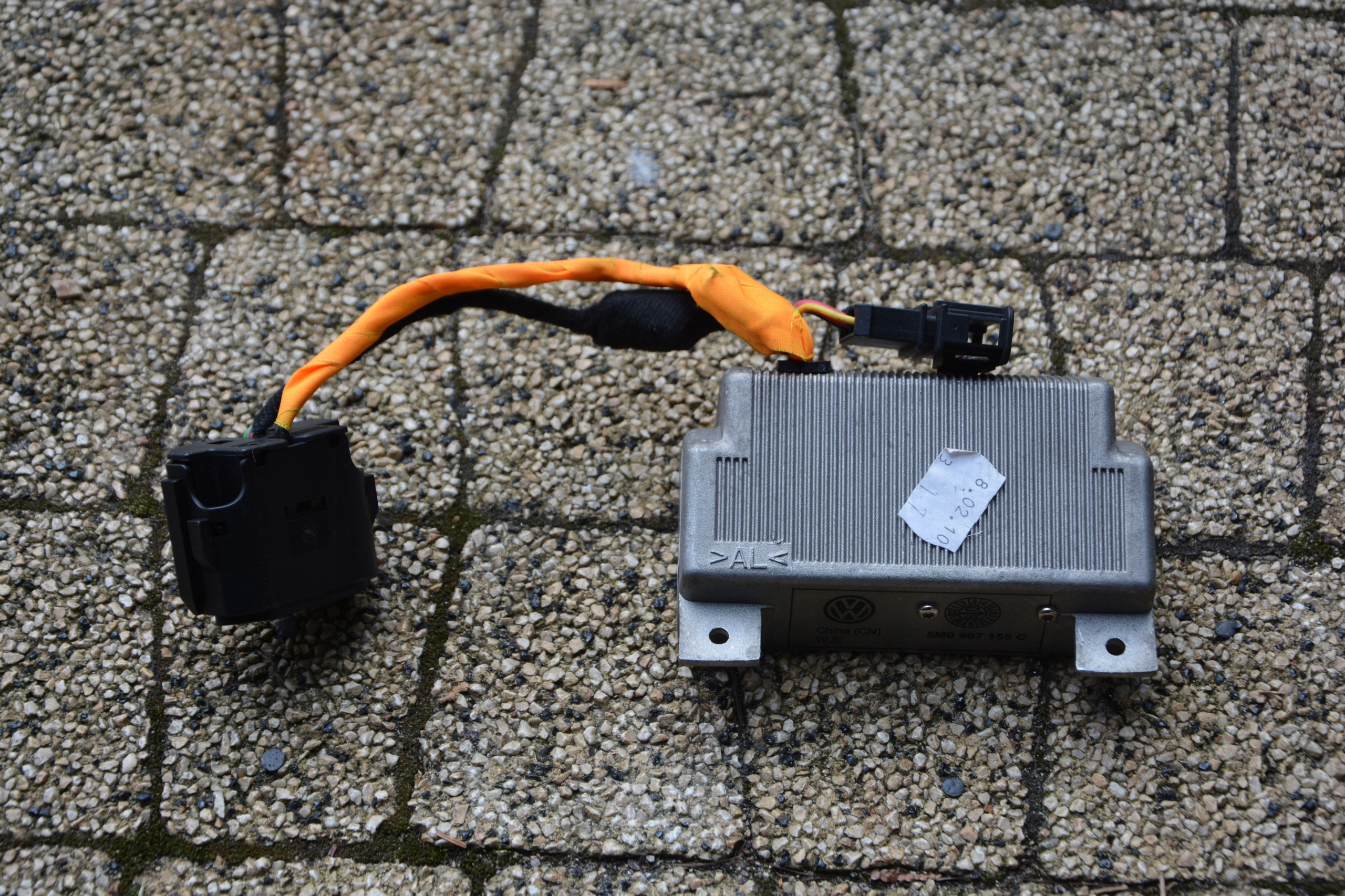 PRZETWORNICA NAPIĘCIA VW 5M0907155C