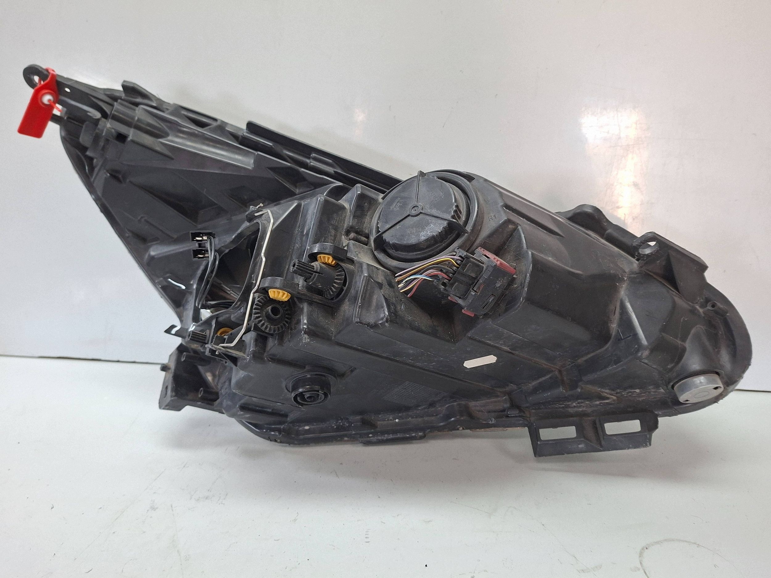 light front left 13432889 OPEL CORSA D LIFT 2011