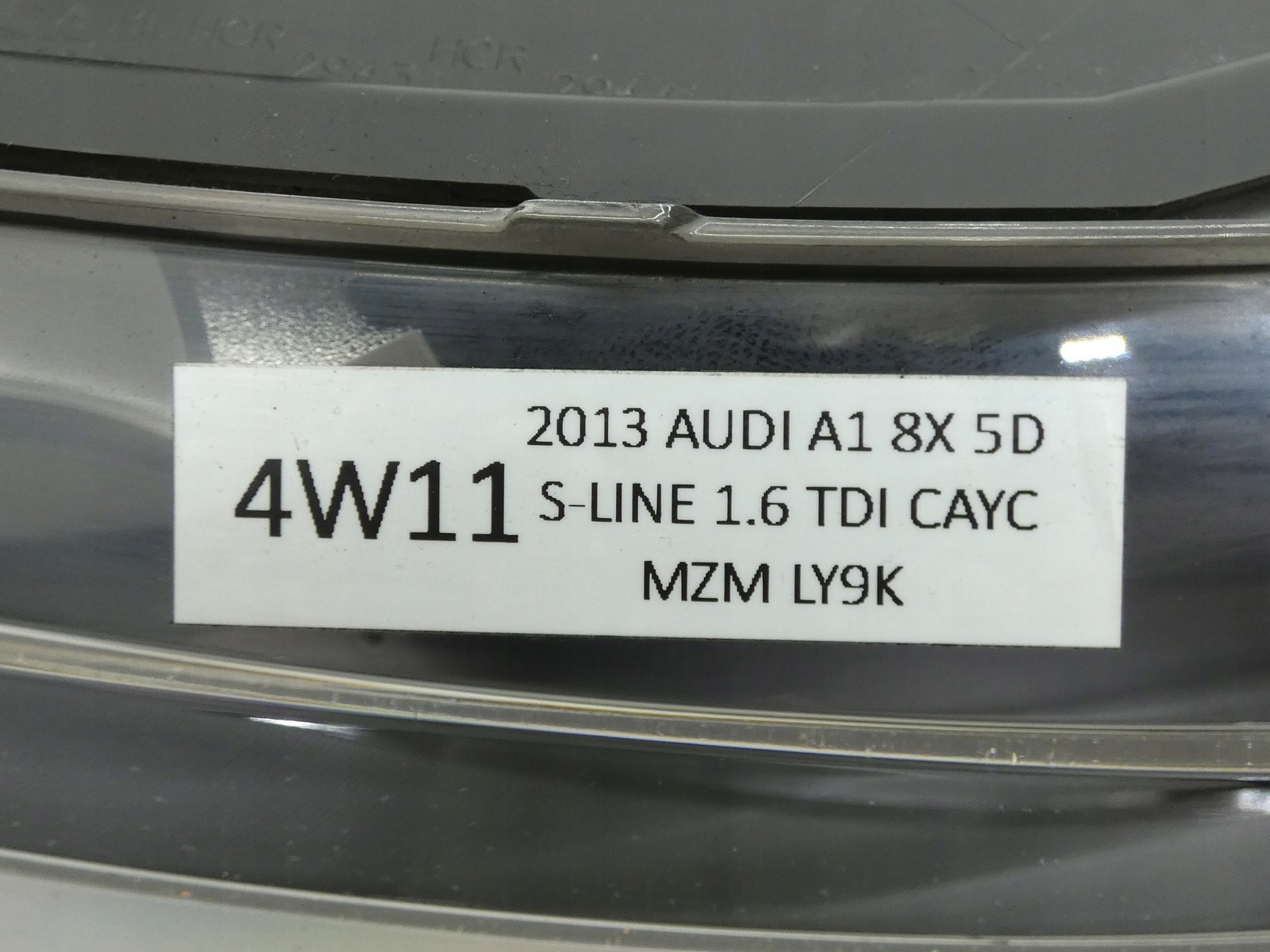 světlo levý předek levá přední AUDI A1 8X 8X0941003