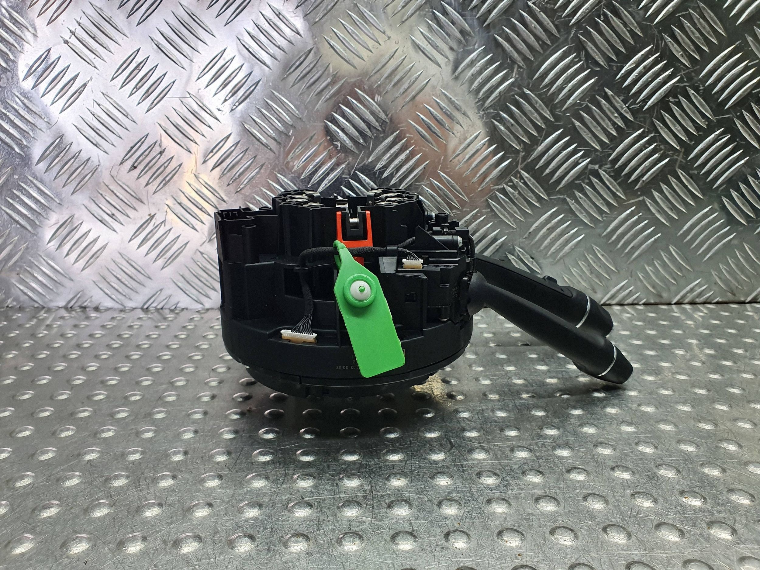 steering wheel levers and controls ring 414245 MERCEDES B KLASA W246 W242