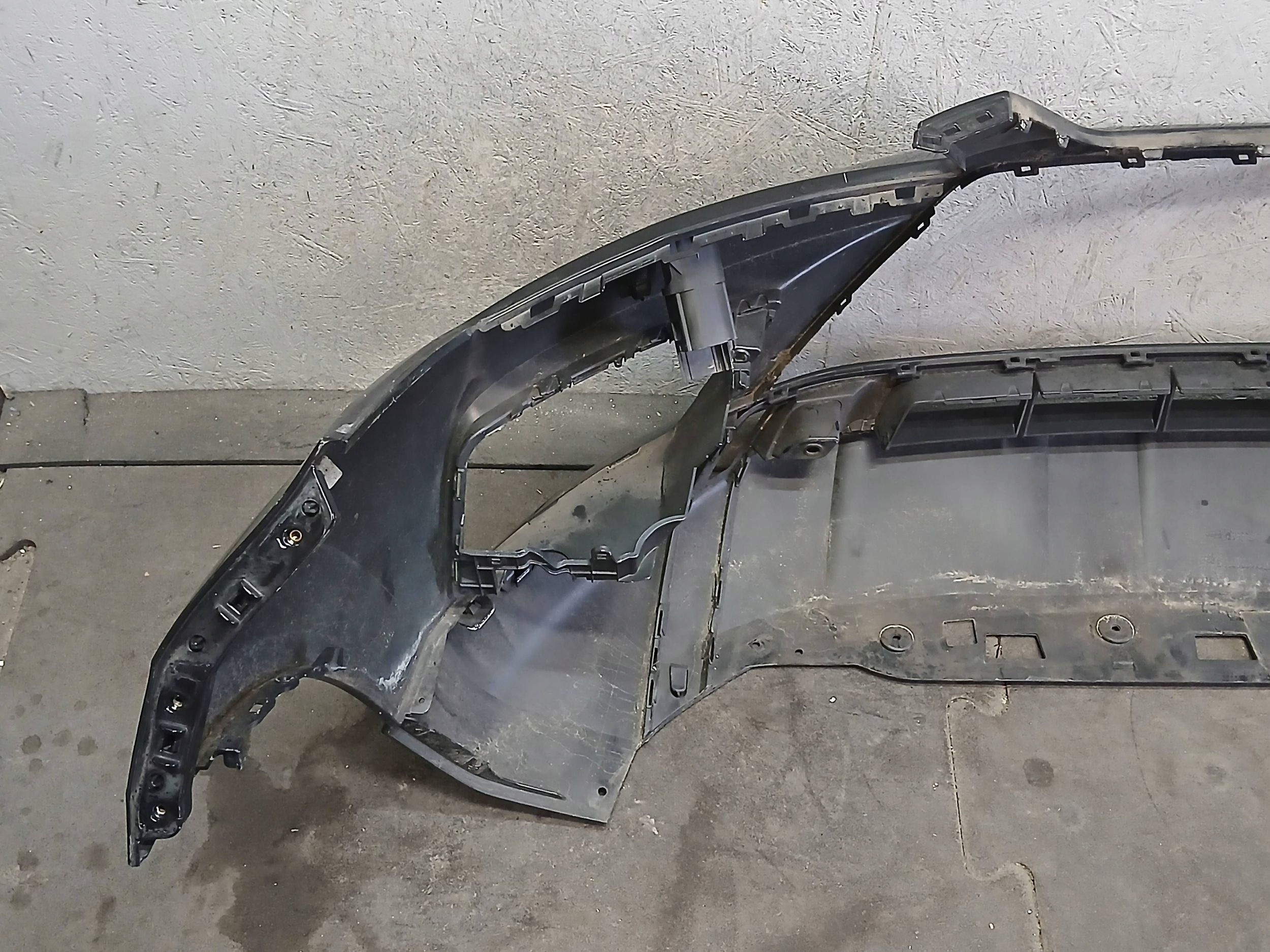 bumper front SEAT ATECA