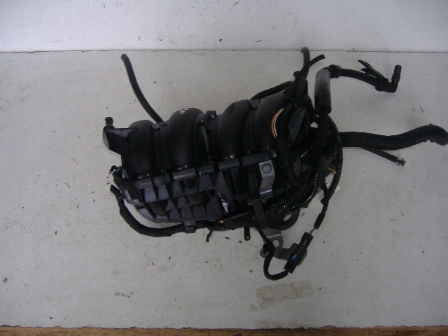 C3 PICASSO 1.4 VTI впускной коллектор V75443558005