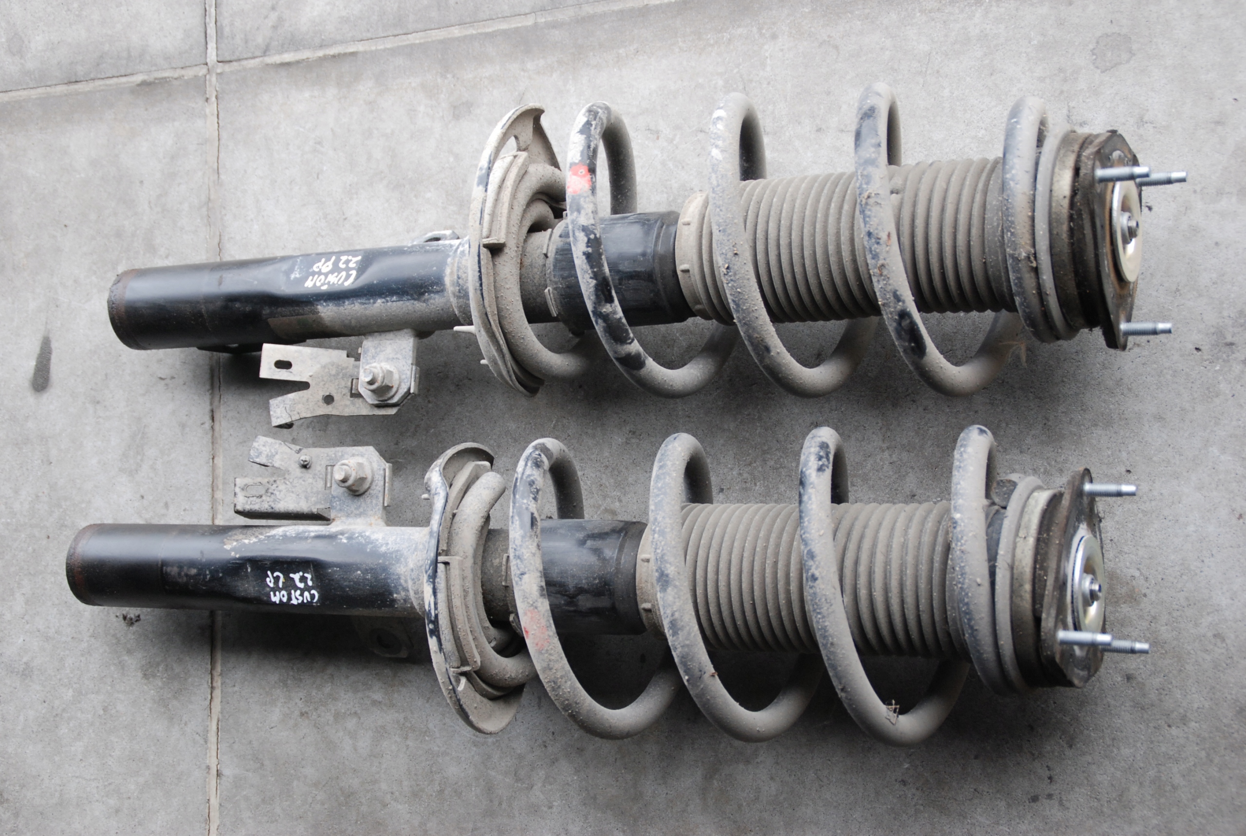 CUSTOM TRANSIT MK8 2015 ROK AMORTYZATOR MCPHERSON Producent części Ford OE