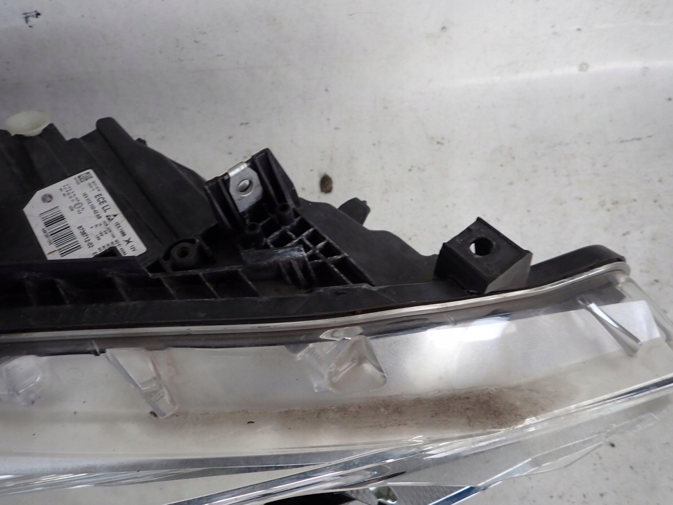 BMW 3 F30 F31 11- light right front front PUSZKA