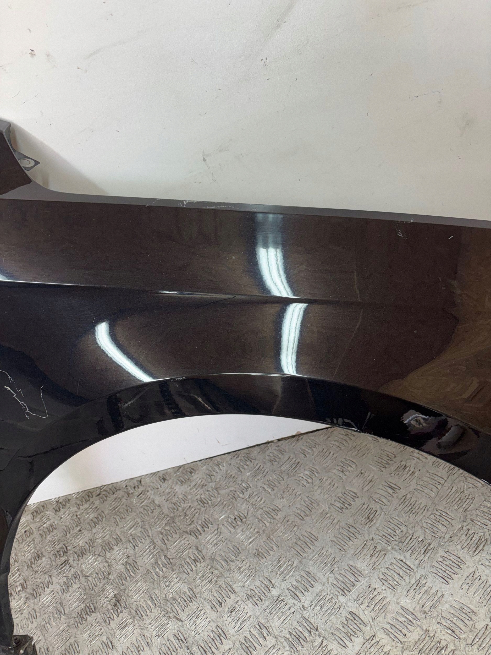 fender front front right VW PASSAT B7