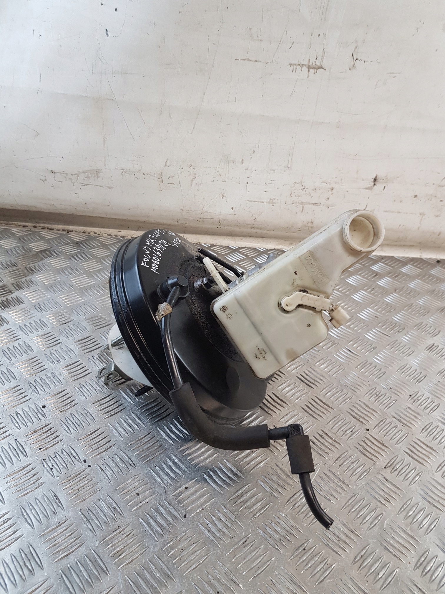 Servofreno servo DV612B195AA FORD FOCUS MK3 1.6 11R