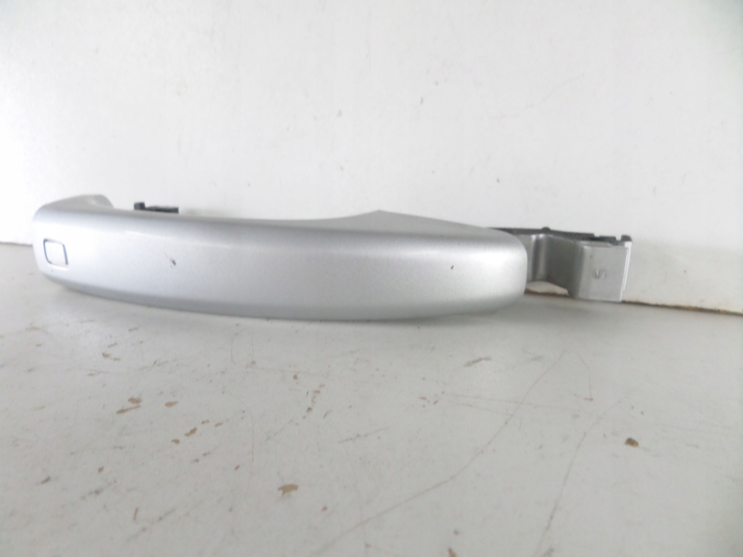 handle door front left AUDI A5 07- Q5 8R 09